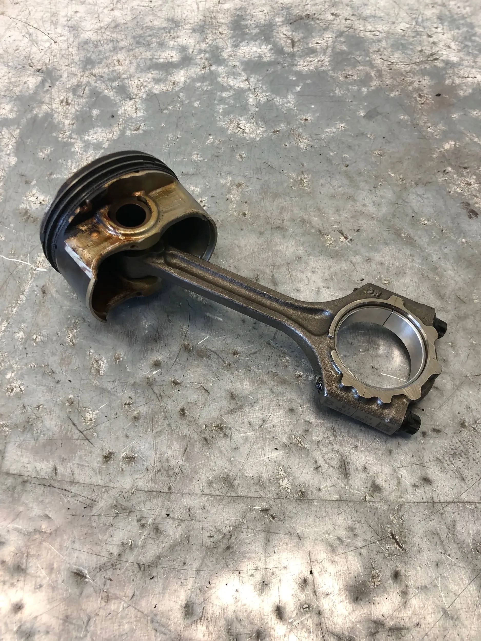 piston connecting rod 1.2 G4LA KIA RIO IV