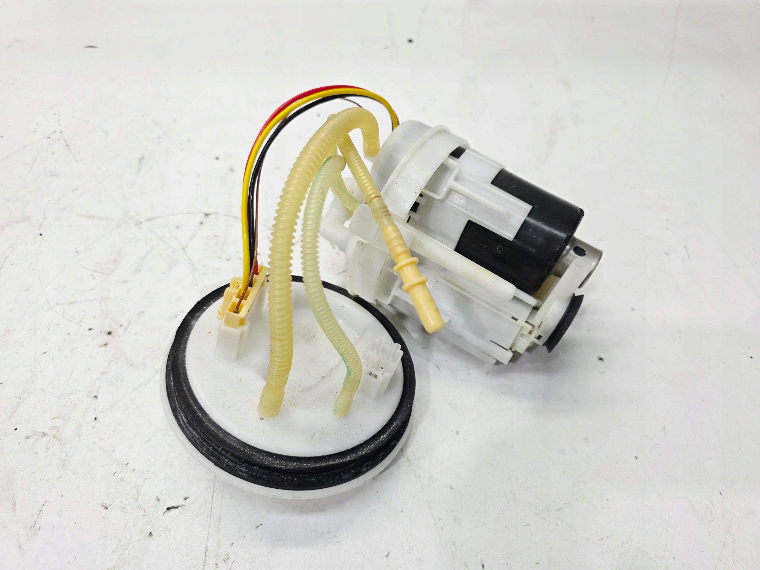 feed pump Z tanks AUDI A4 B9 TFSI 8W0919087K