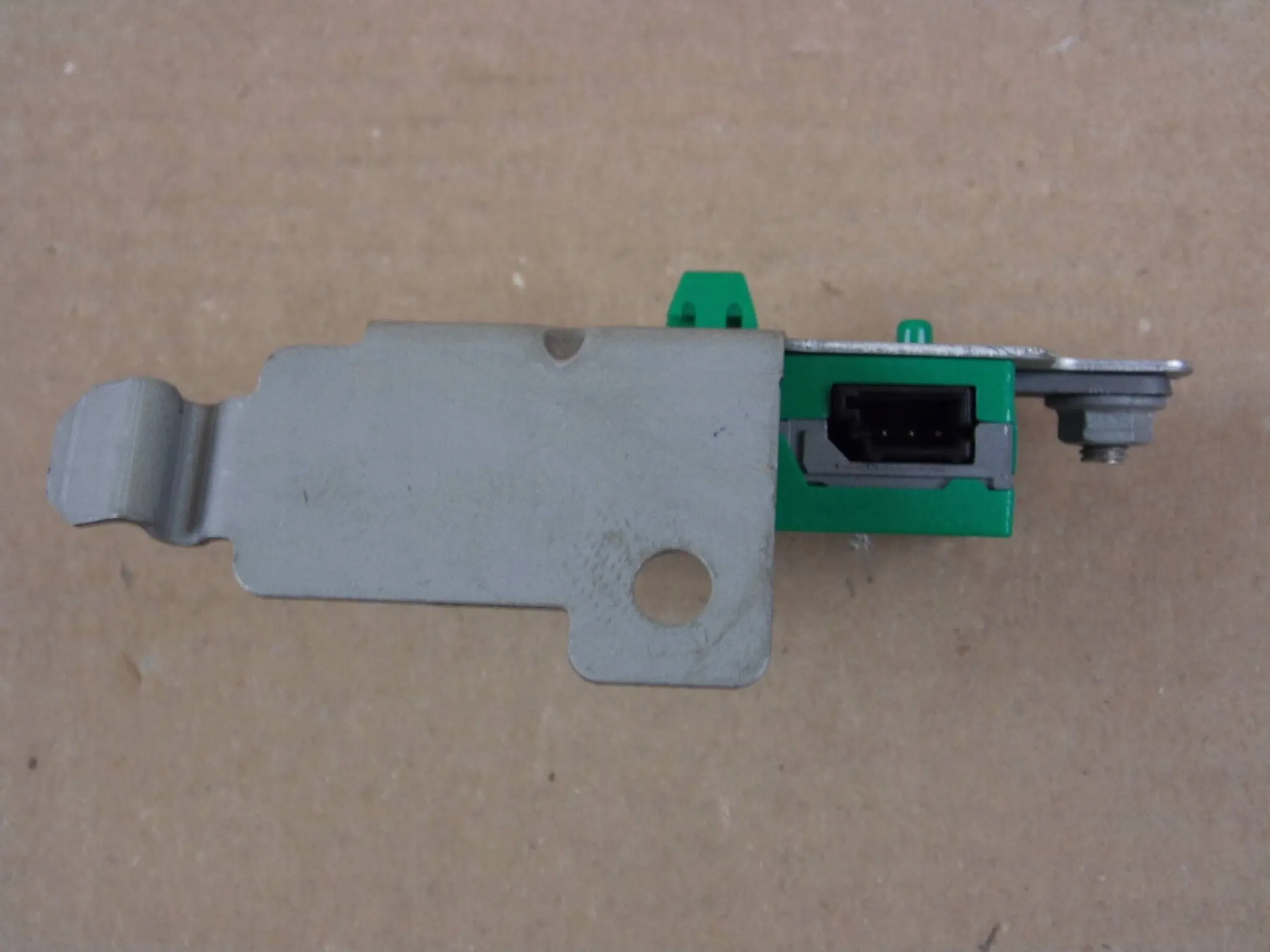 Ford Fiesta MK7 module amplifier anteny BA6T-18C847-AB