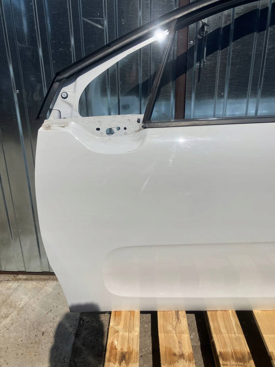 door left front CITROEN C3 III EWP EWPB