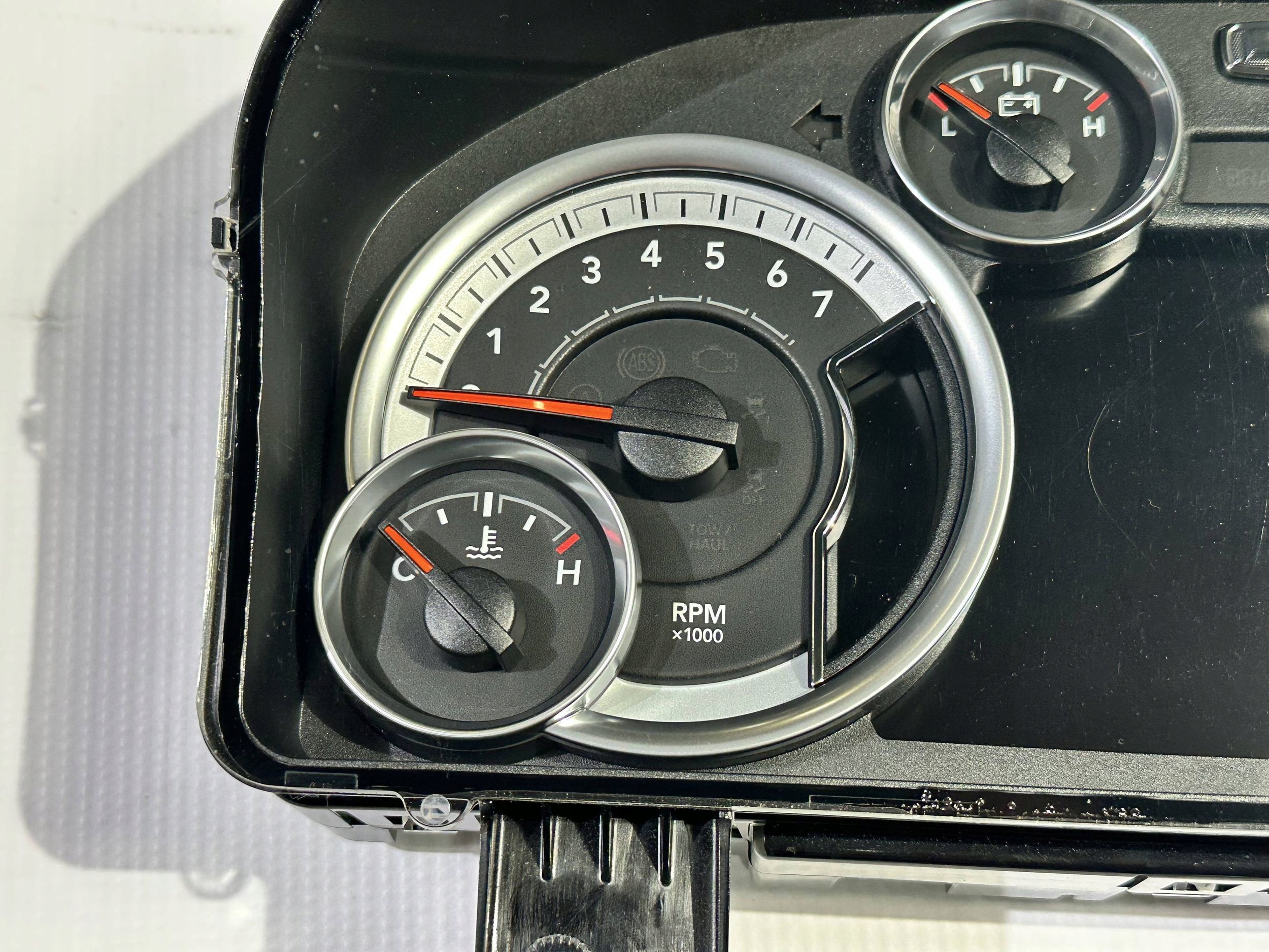 dials predkosci wskaznik clock dials Dodge RAM 1500 5.7 2013+