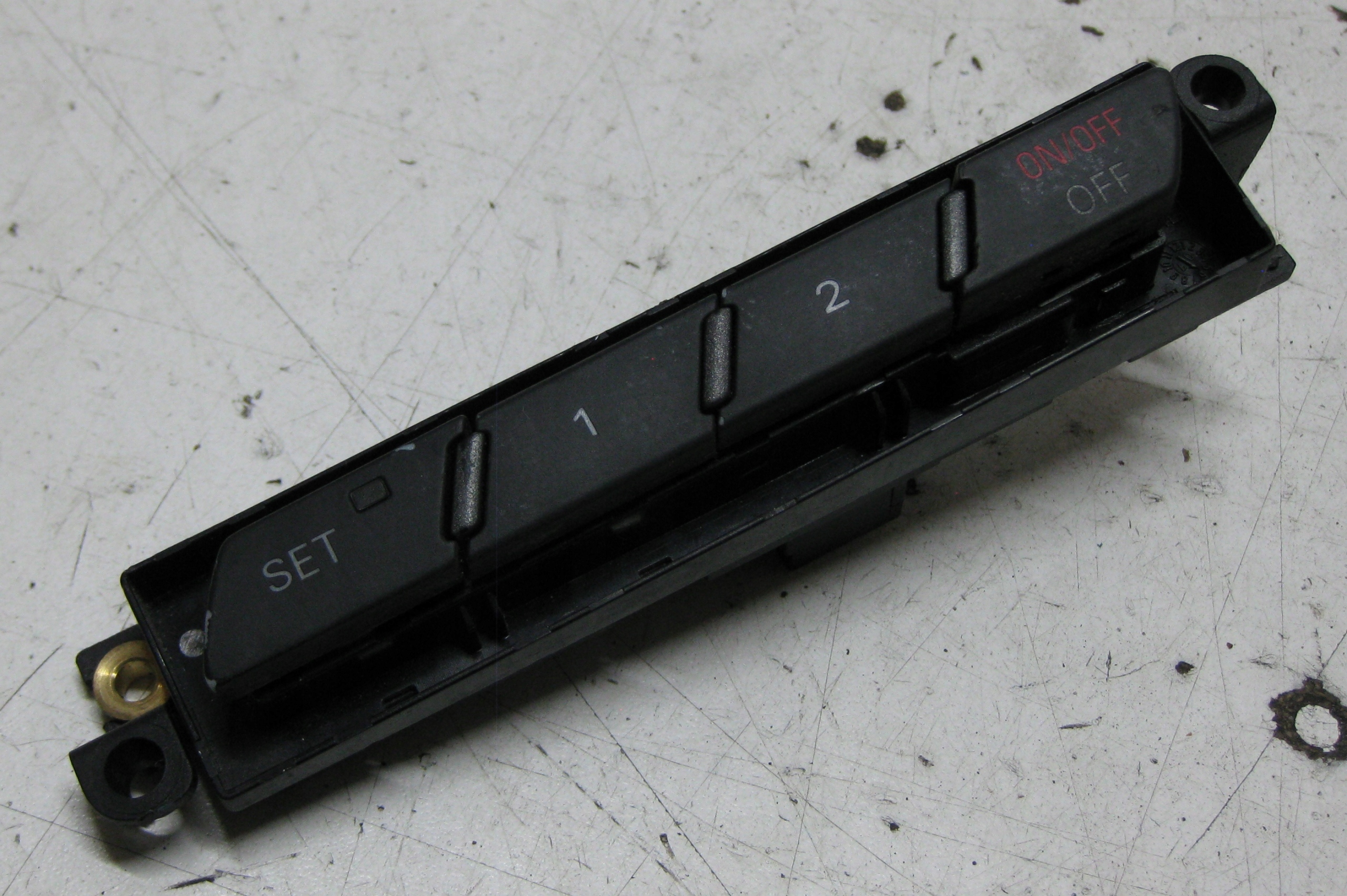 AUDI A6 C6 2.7 TDI 07R PANEL switch seat PAMIECI left 4F1959769A