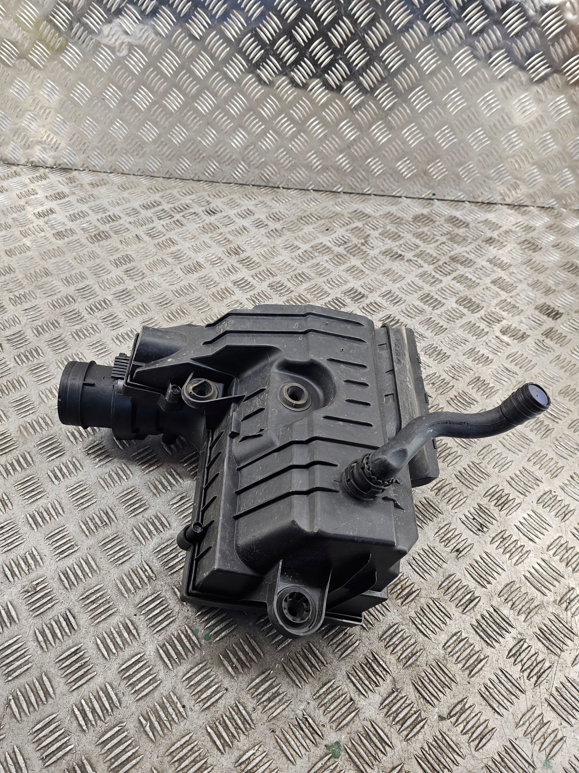 VW SEAT SKODA A3 Gehäuse filter luft 5Q0129607AA