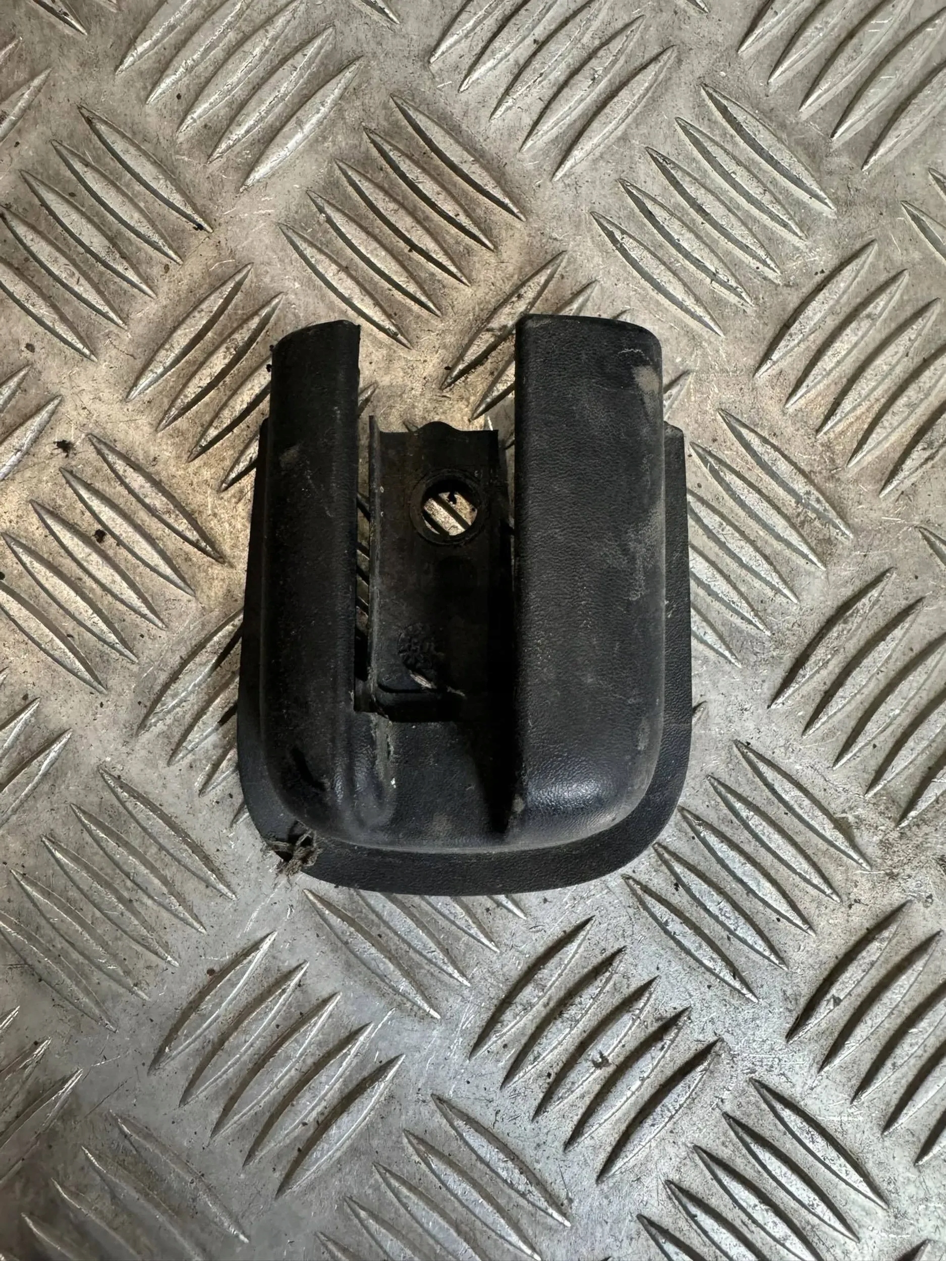 OSŁONA ZAŚLEPKA SZYNY DRZWI PRZESUWNYCH RENAULT TRAFIC 59335