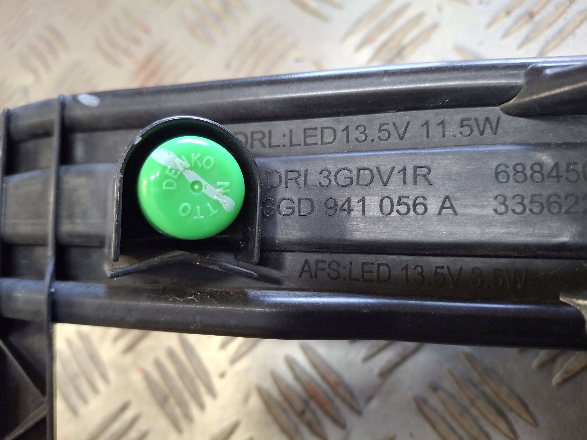 daytime running lights right DRL VW PASSAT LIFT GTE 2019R->