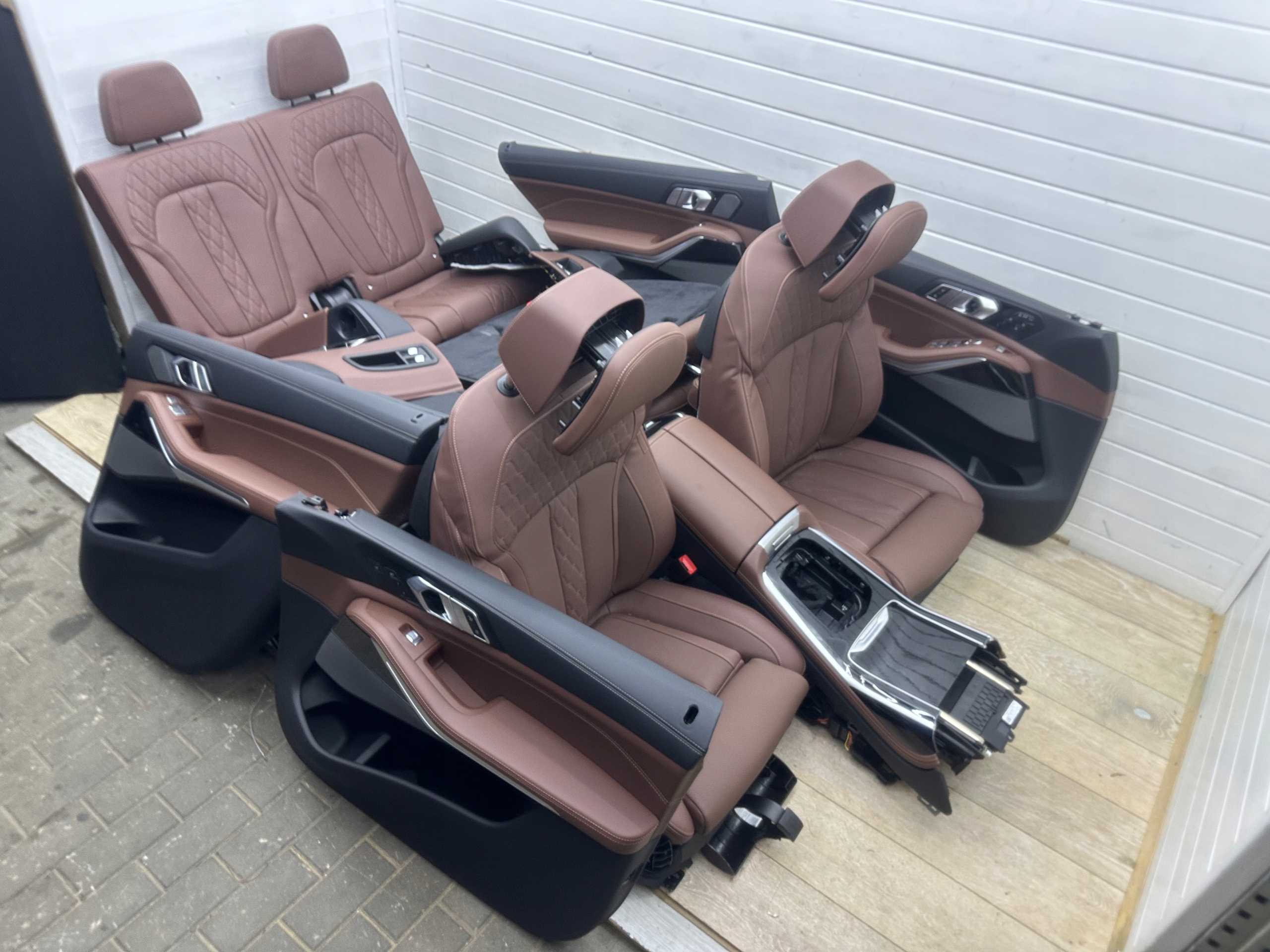 BMW X7 G07 LCI Sitze Sitz innere mitte 6 MIEJSC COFFE KOMFORT