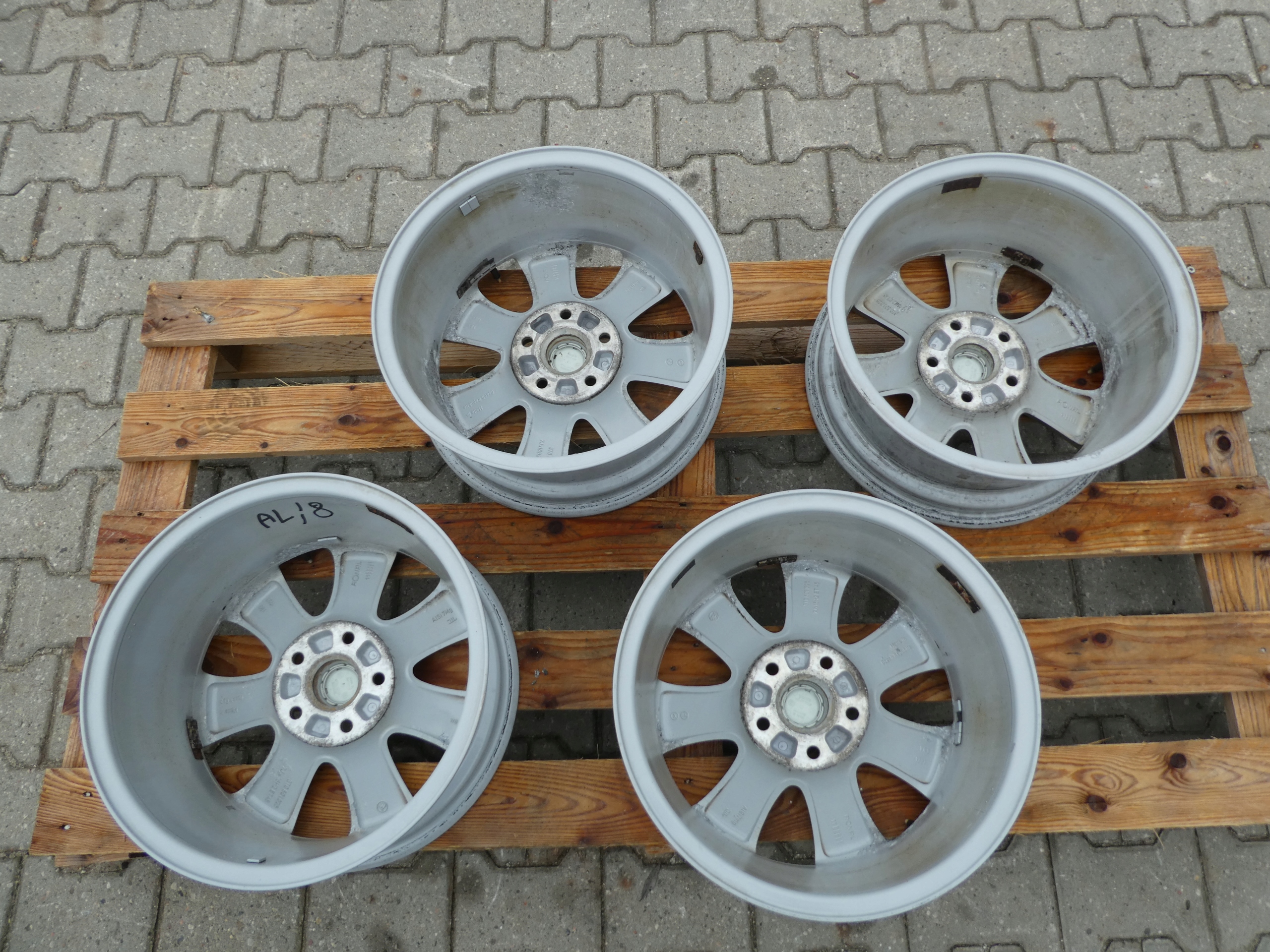 4X discs aluminium disc 3T0601025 SKODA 5X112