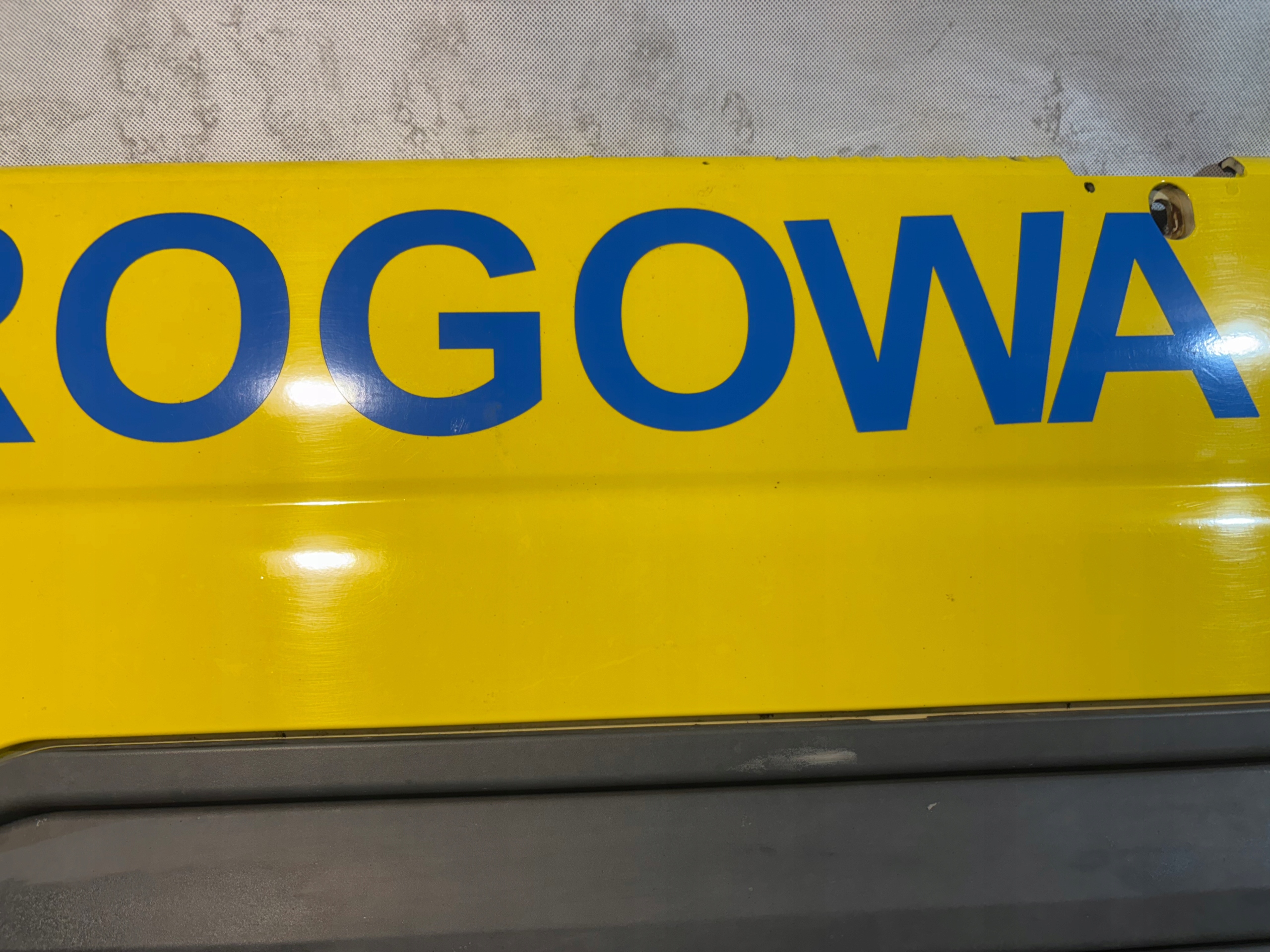 bonnet grille front MAN TGA 81.61110.0053