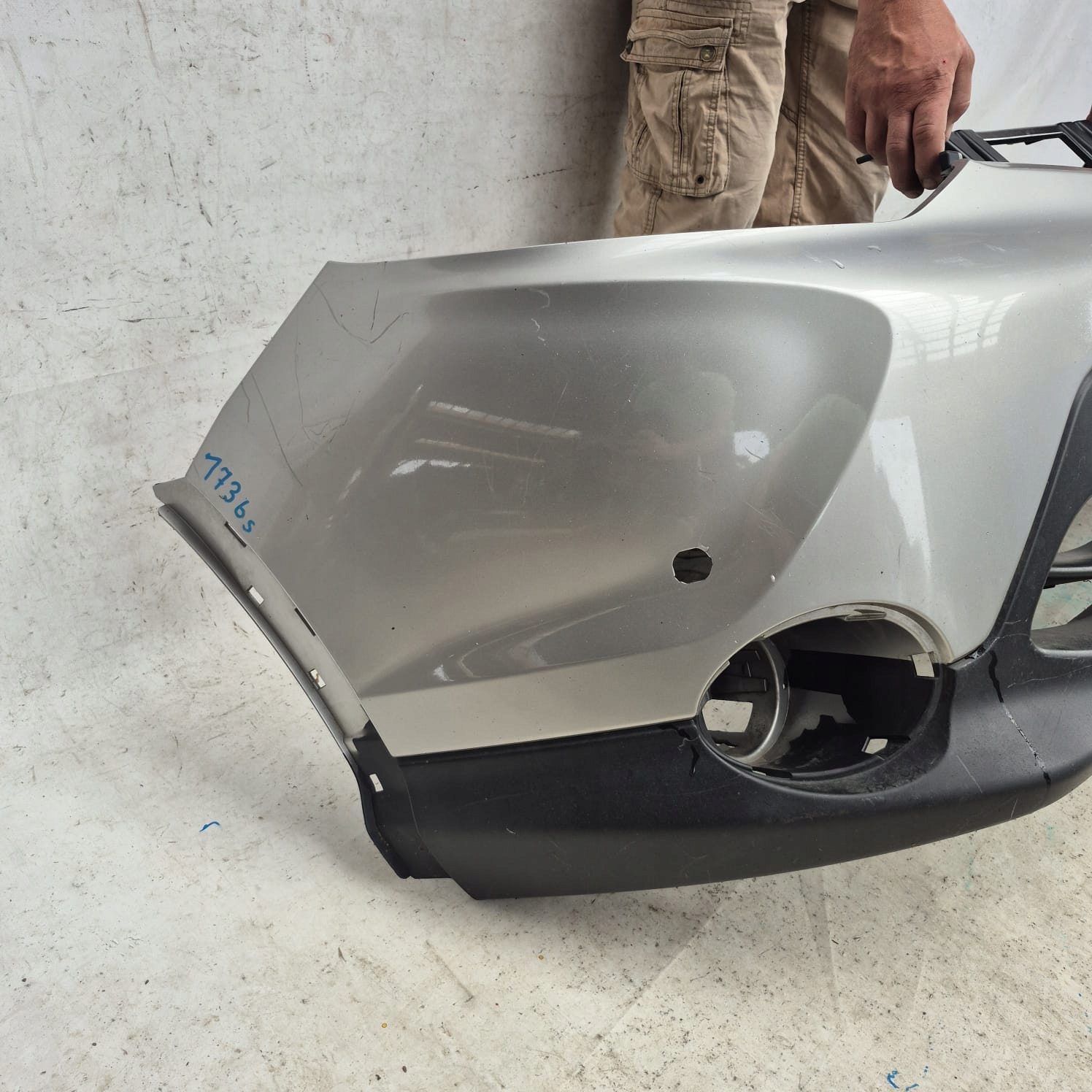 NISSAN QASHQAI II 2 14- bumper front front 4PDC