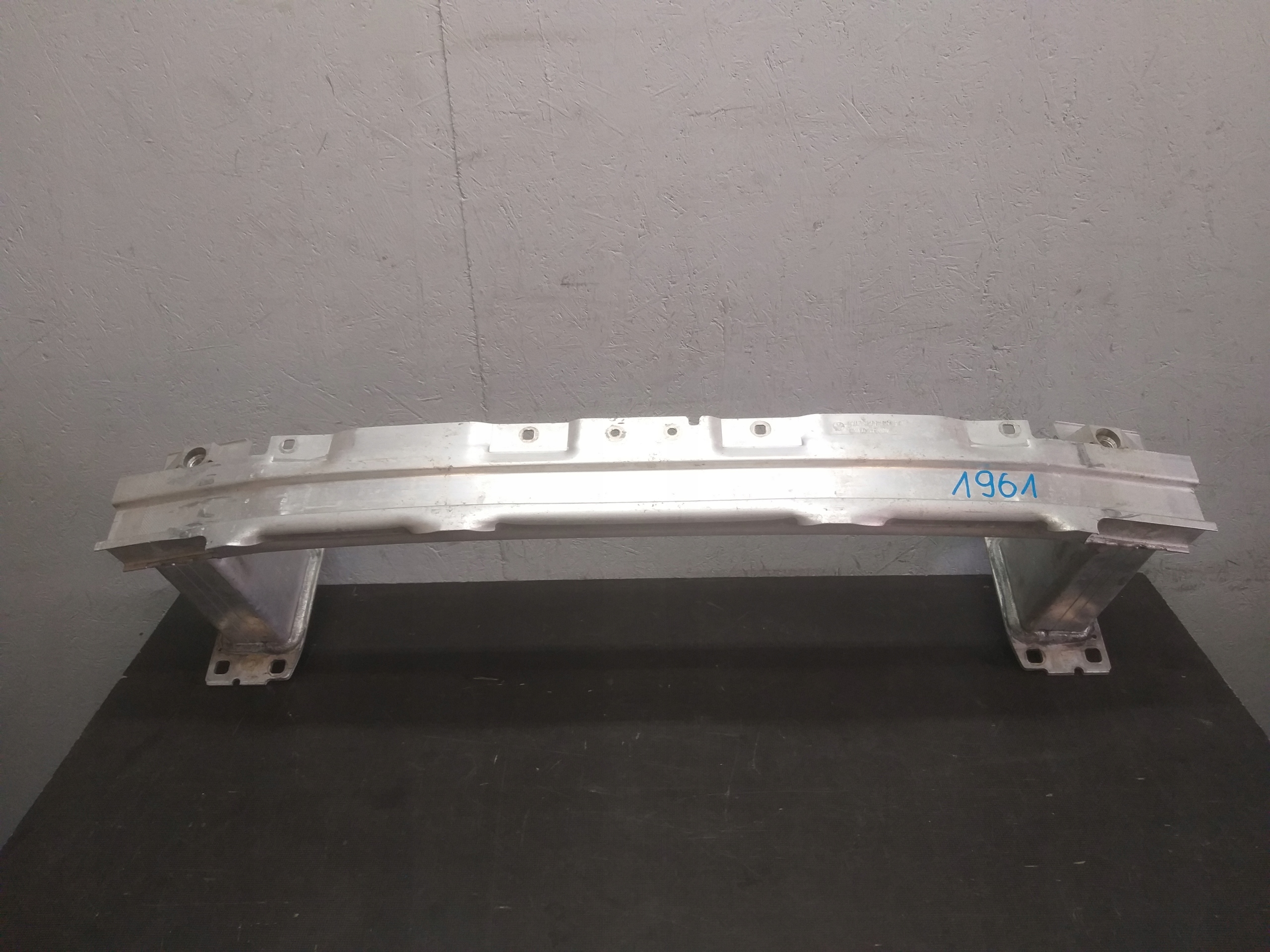 BUMPER SUPPORT FRONT VW TOUAREG III 3 760807109B