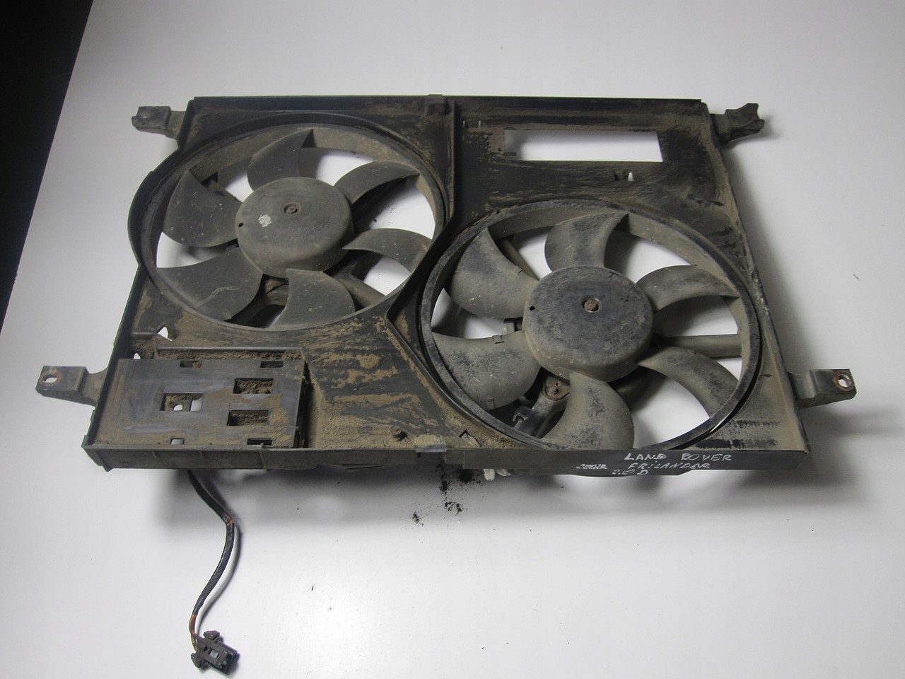 WENTYLATOR CHŁODNICY LAND ROVER FREELANDER 2.0D 02 Wersja Europejska