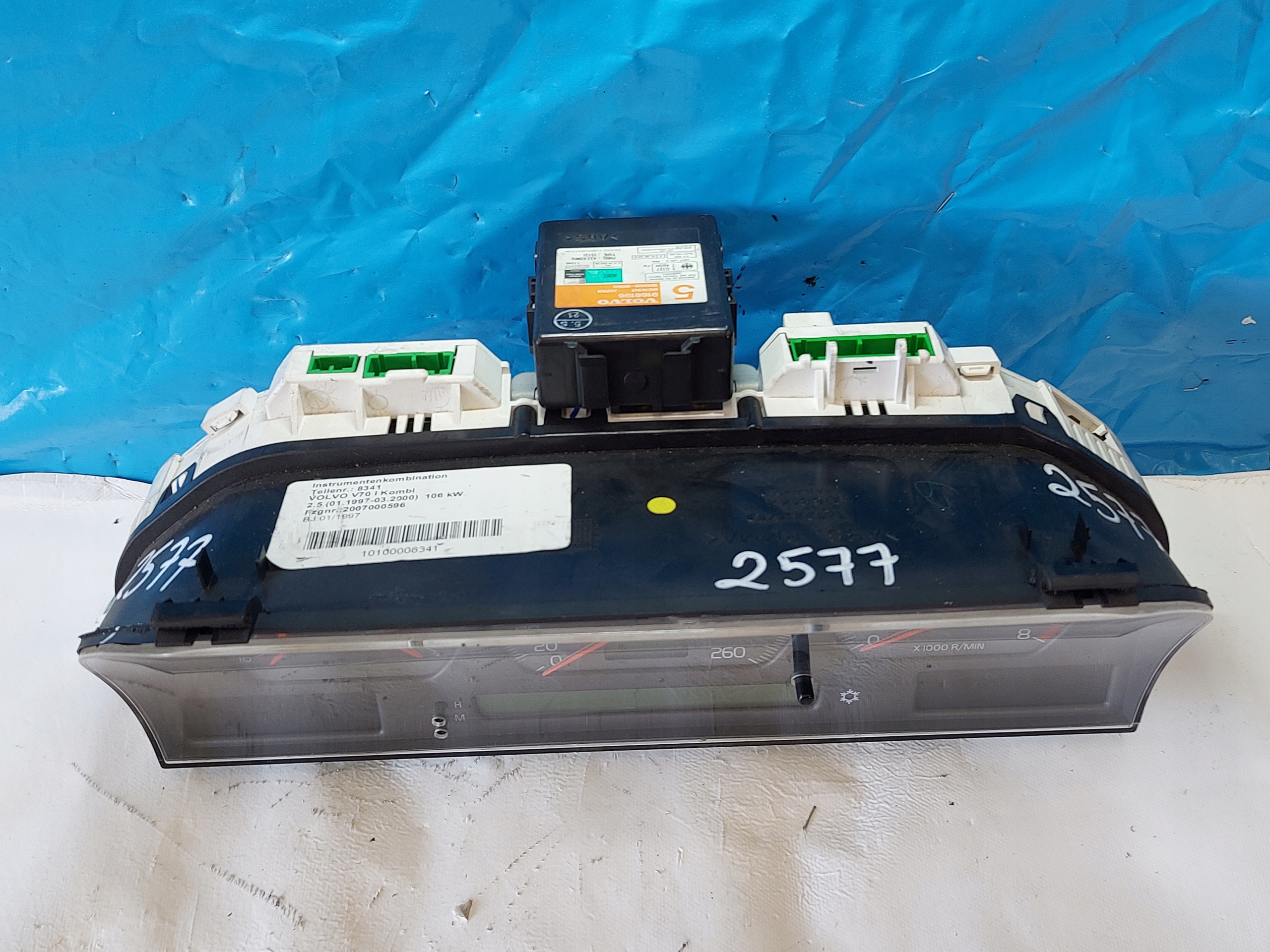 dials clock VOLVO V70 and 2.5B 9148926