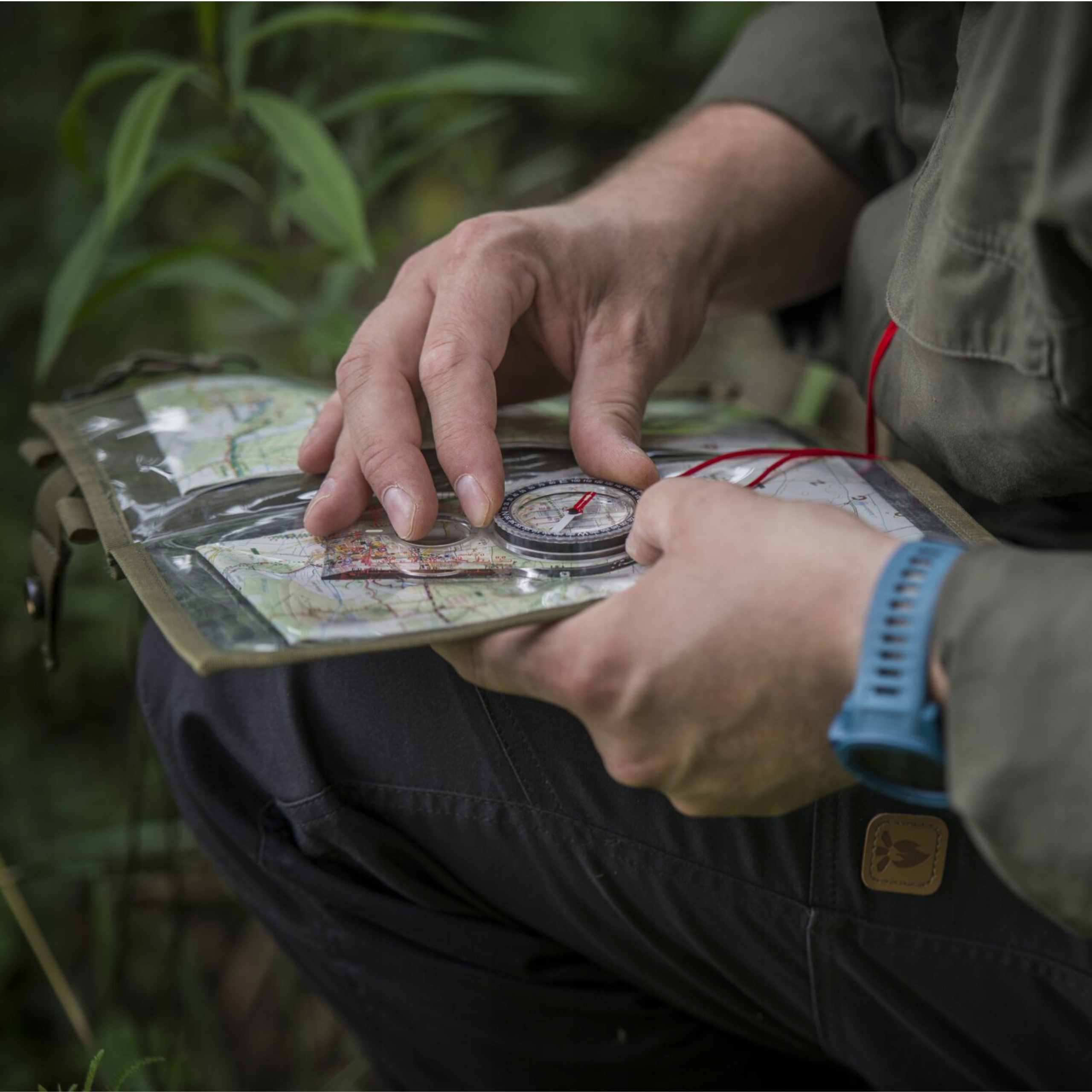 KOMPAS MAPOWY BUSOLA PRZEŹROCZYSTY FOSFORYZUJĄCY HELIKON KOMPAS SCOUT MK2 Dokładność 3°