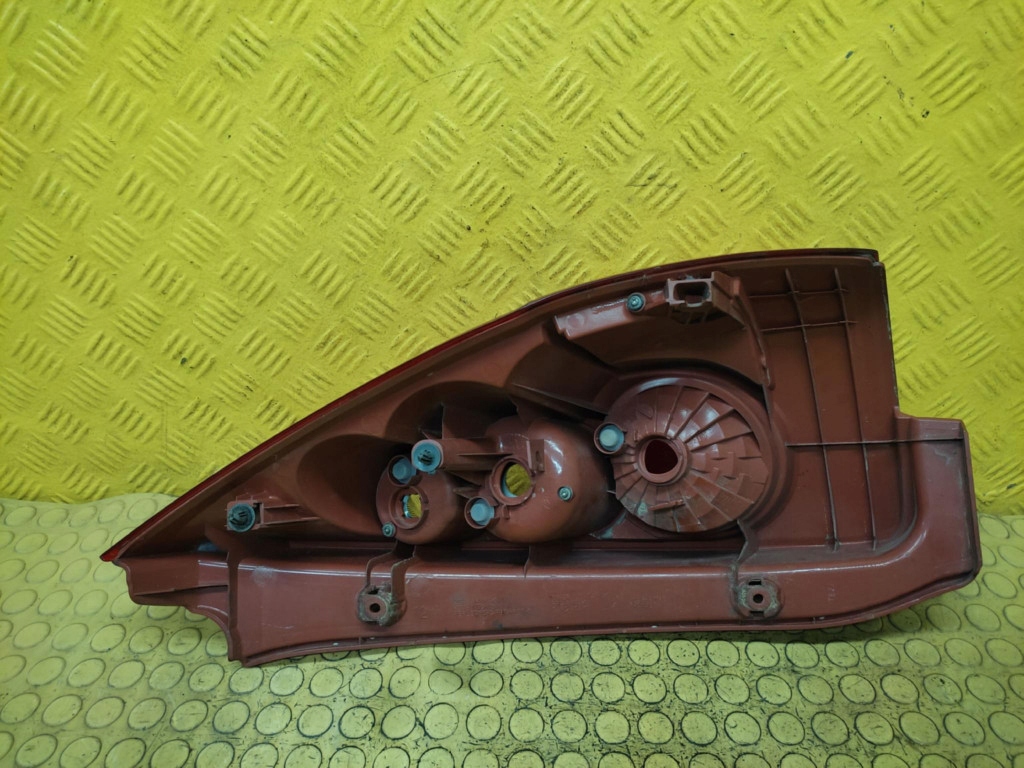 MAZDA 5 Licht links heck C23551160