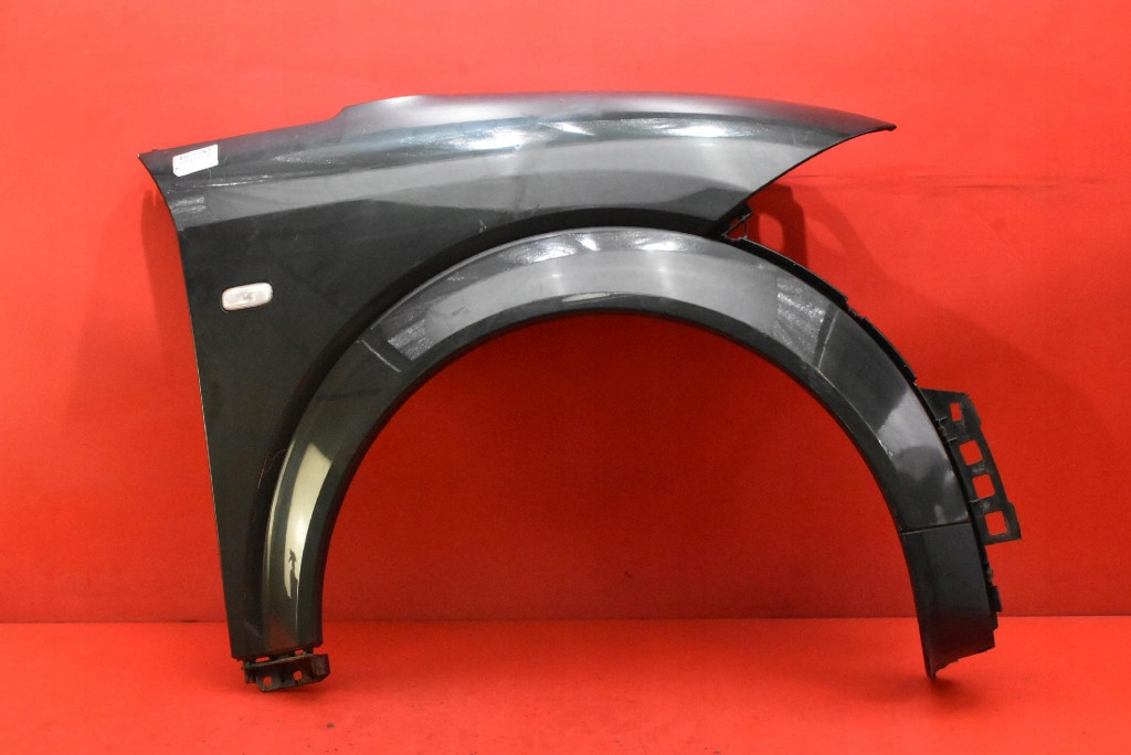 fender right front front CIEMNOZIELONY AUDI A2 8Z 99-05