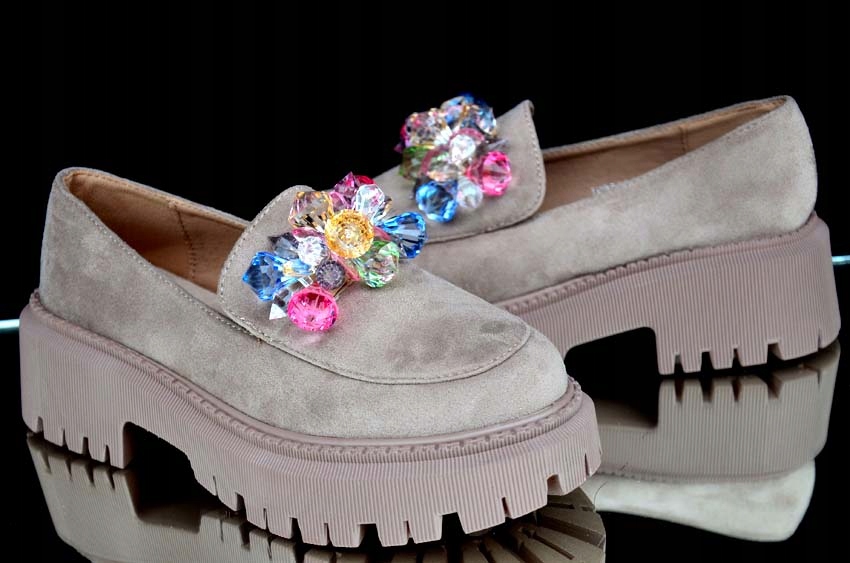 CUDNE DAMSKIE MOKASYNY Z KRYSZTAŁKAMI SKÓRA CASUAL BUTY ITALY STYL EXCLUSIV Wzór dominujący bez wzoru