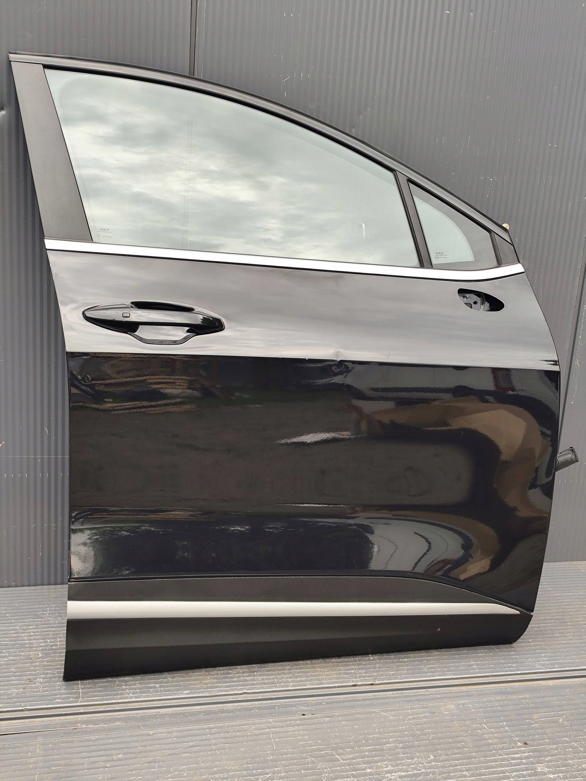 KIA SPORTAGE V door front right complete DEMONTAZ