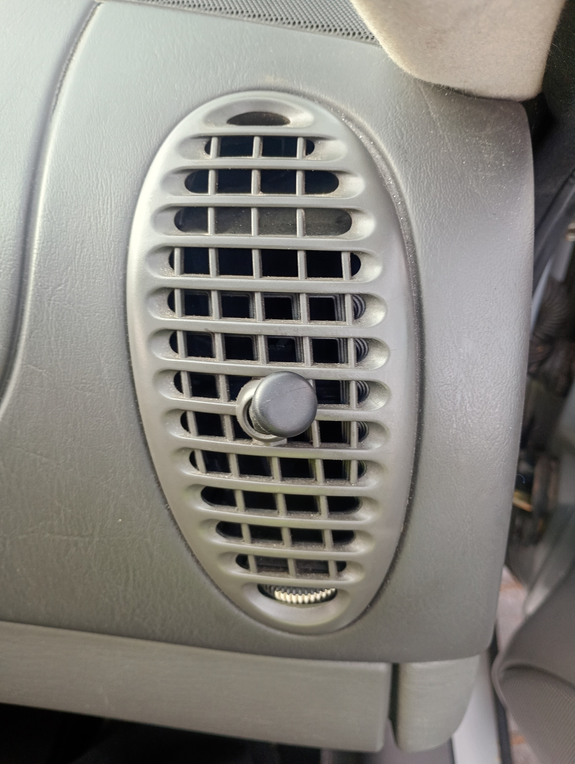 mřížka klími vzduchový pravá spolujezdce Saab 93 9-3 98-02