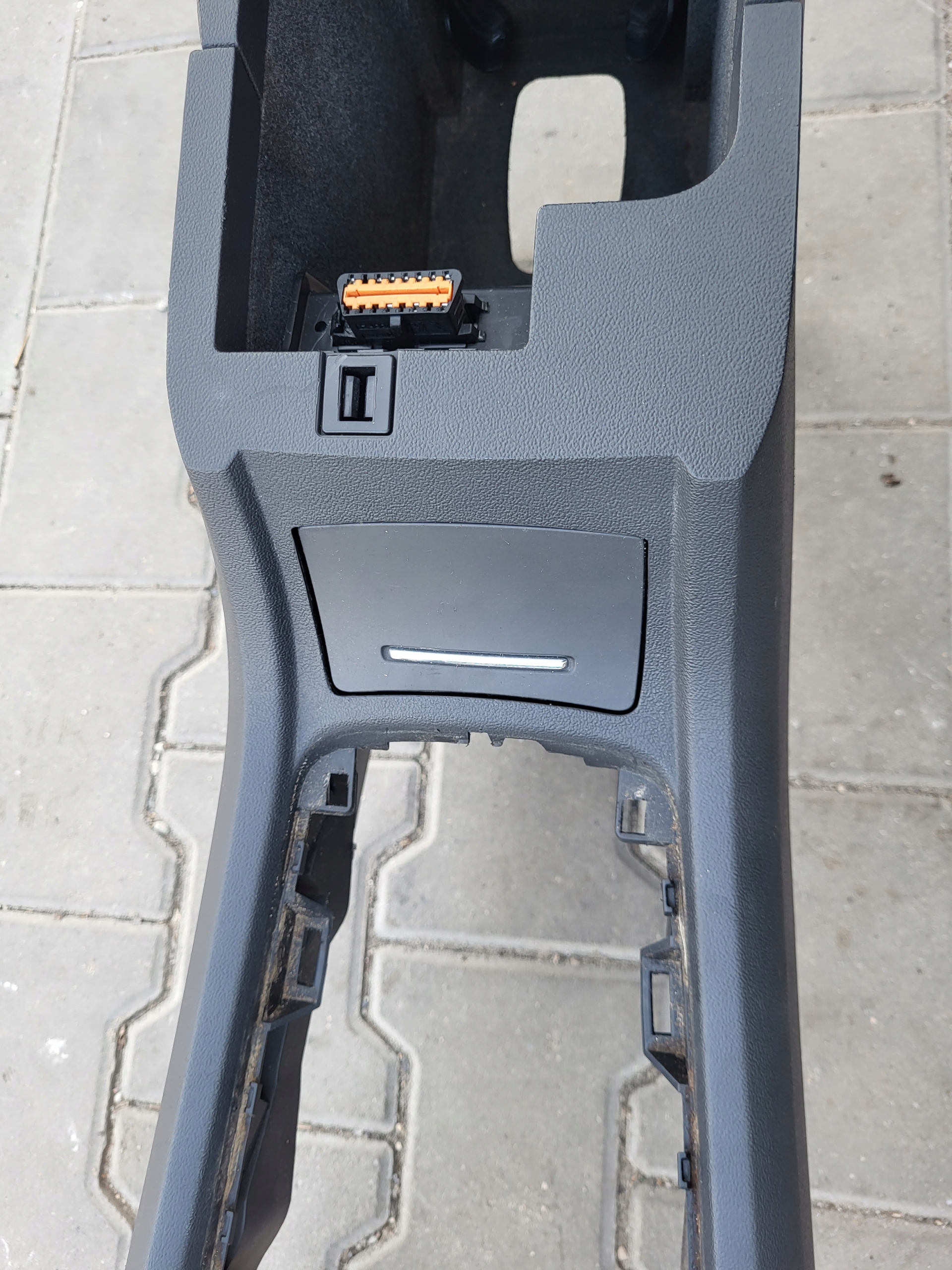 armrest TUNEL central CITROEN C5 III X7
