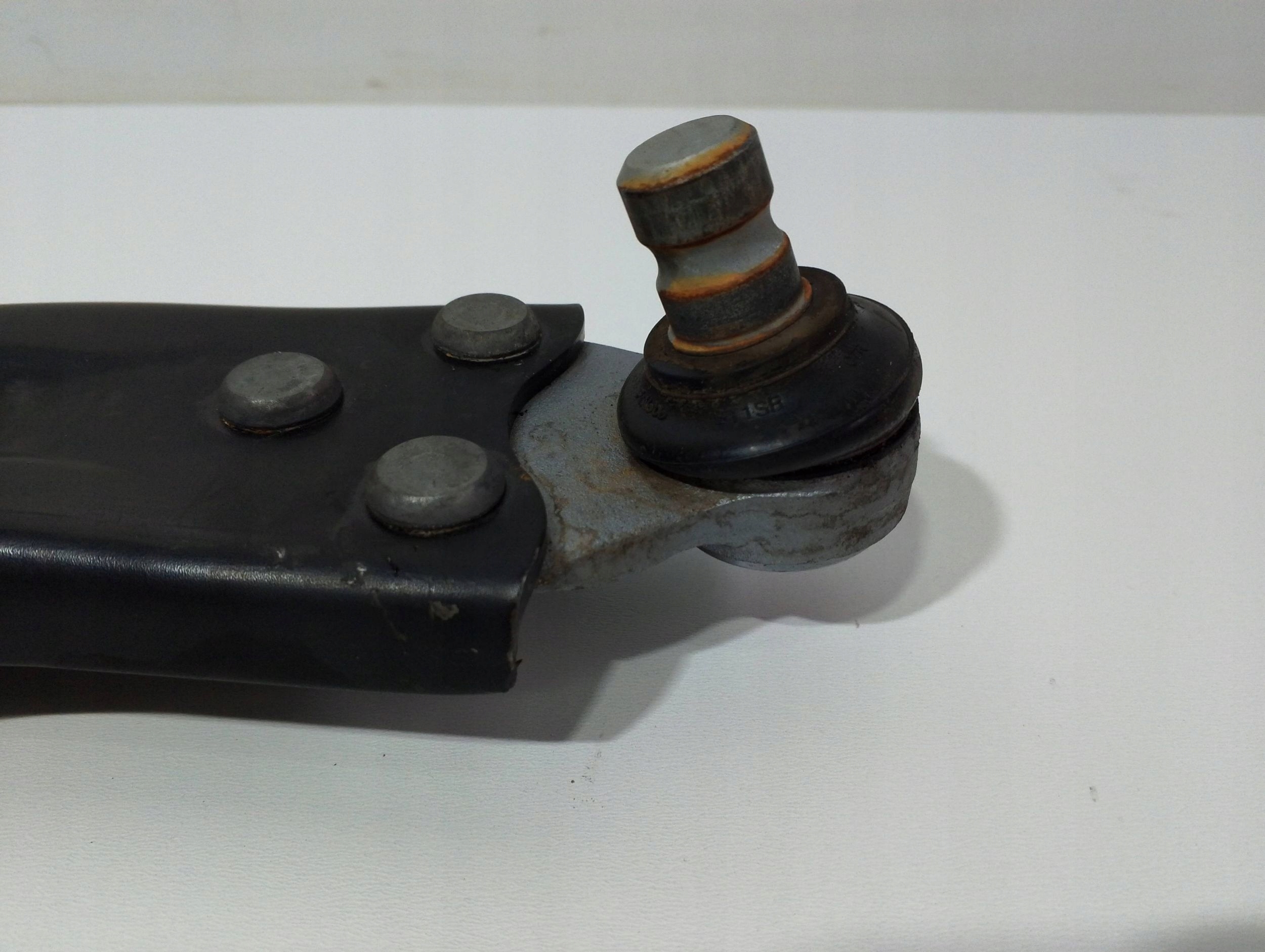 Ford Focus MK4 arm front right JY613A423AEB (Q228)
