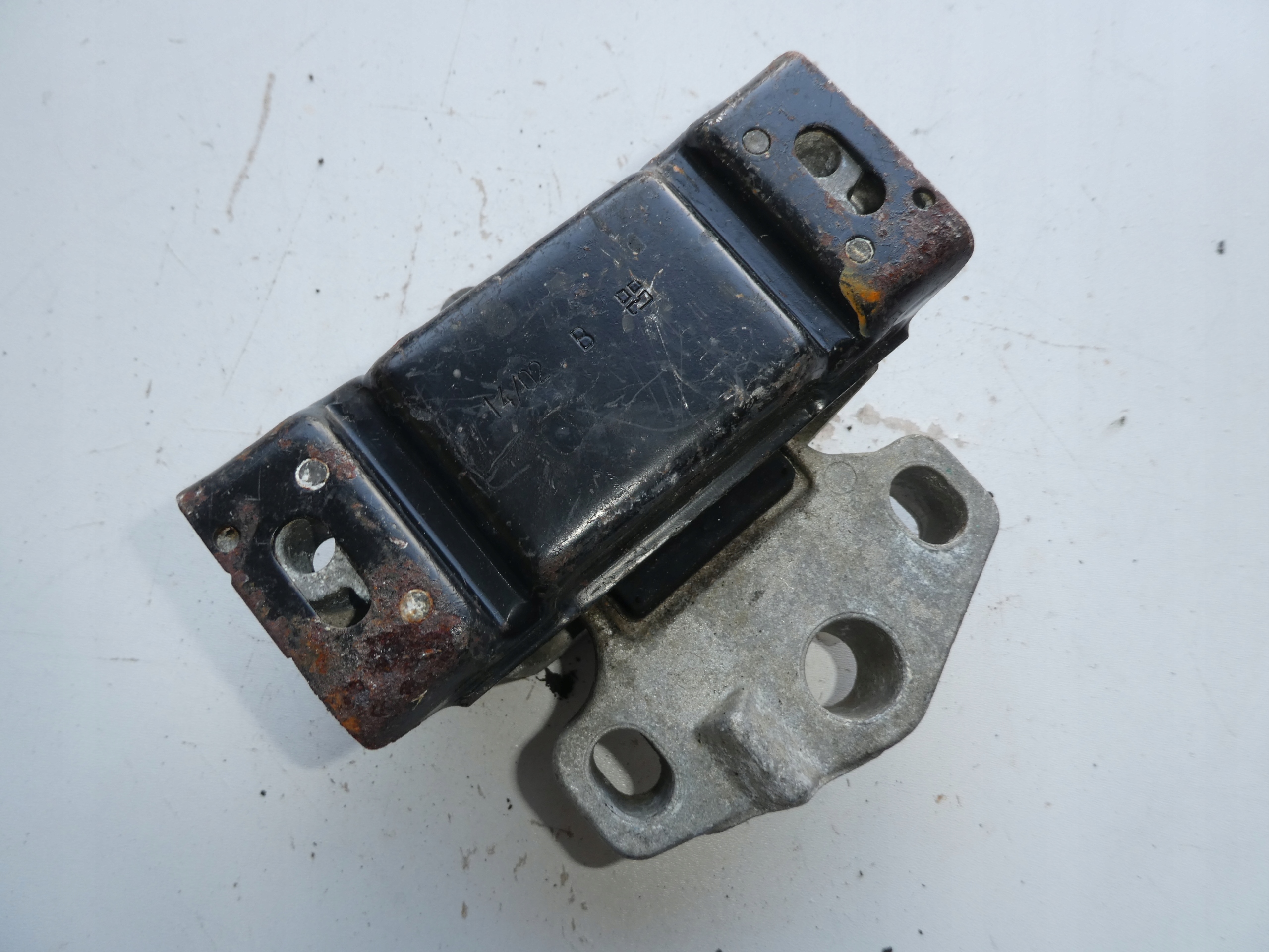 engine mount VW SHARAN and LIFT 7M3199555