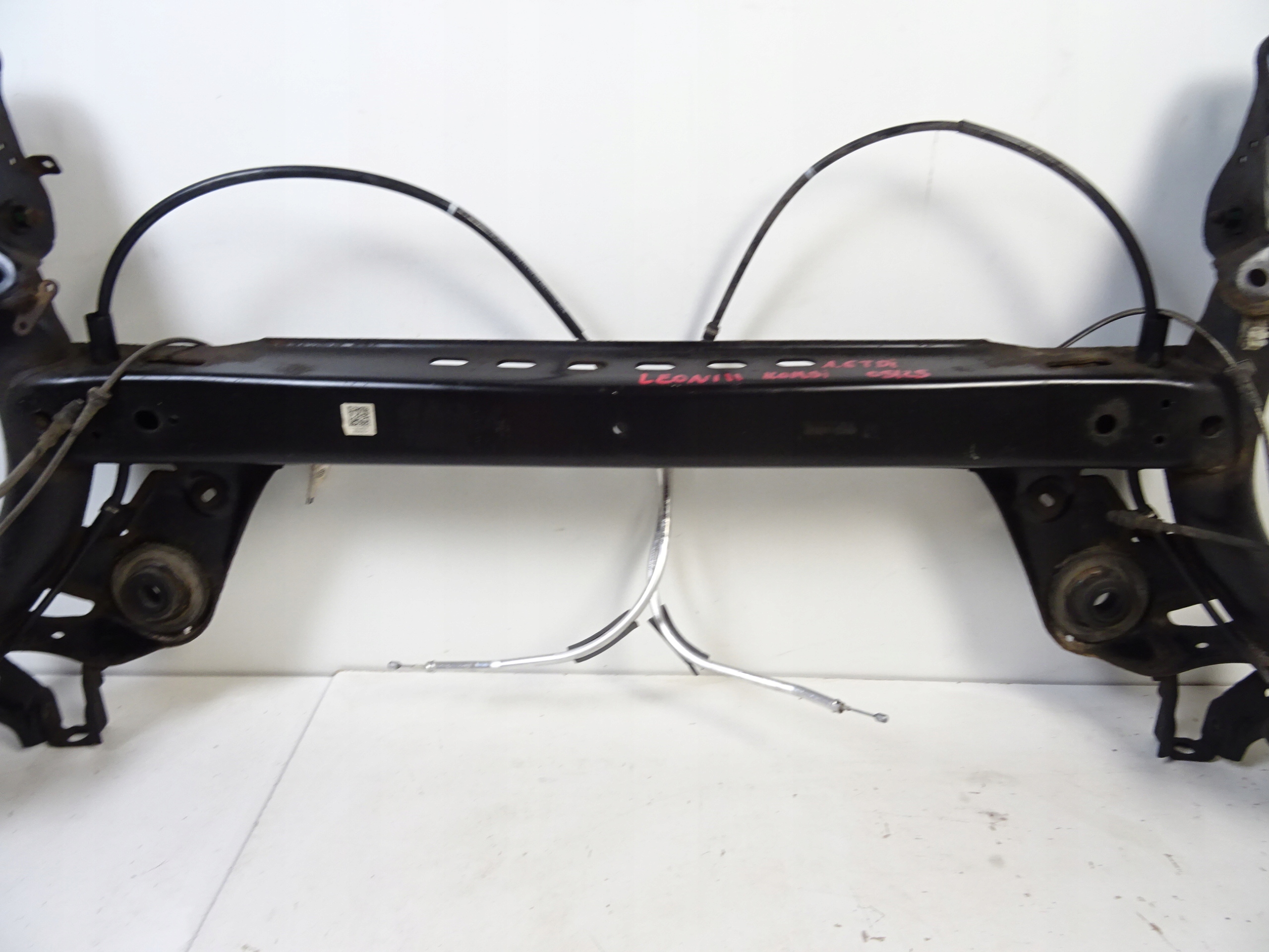 SEAT LEON III 3 KOMBI 1.6 TDI BELKA ZAWIESZENIA TYŁ TARCZE 2012-2020 Numer katalogowy części SEAT LEON III 3  BELKA  ZAWIESZENIA TYŁ TARCZE