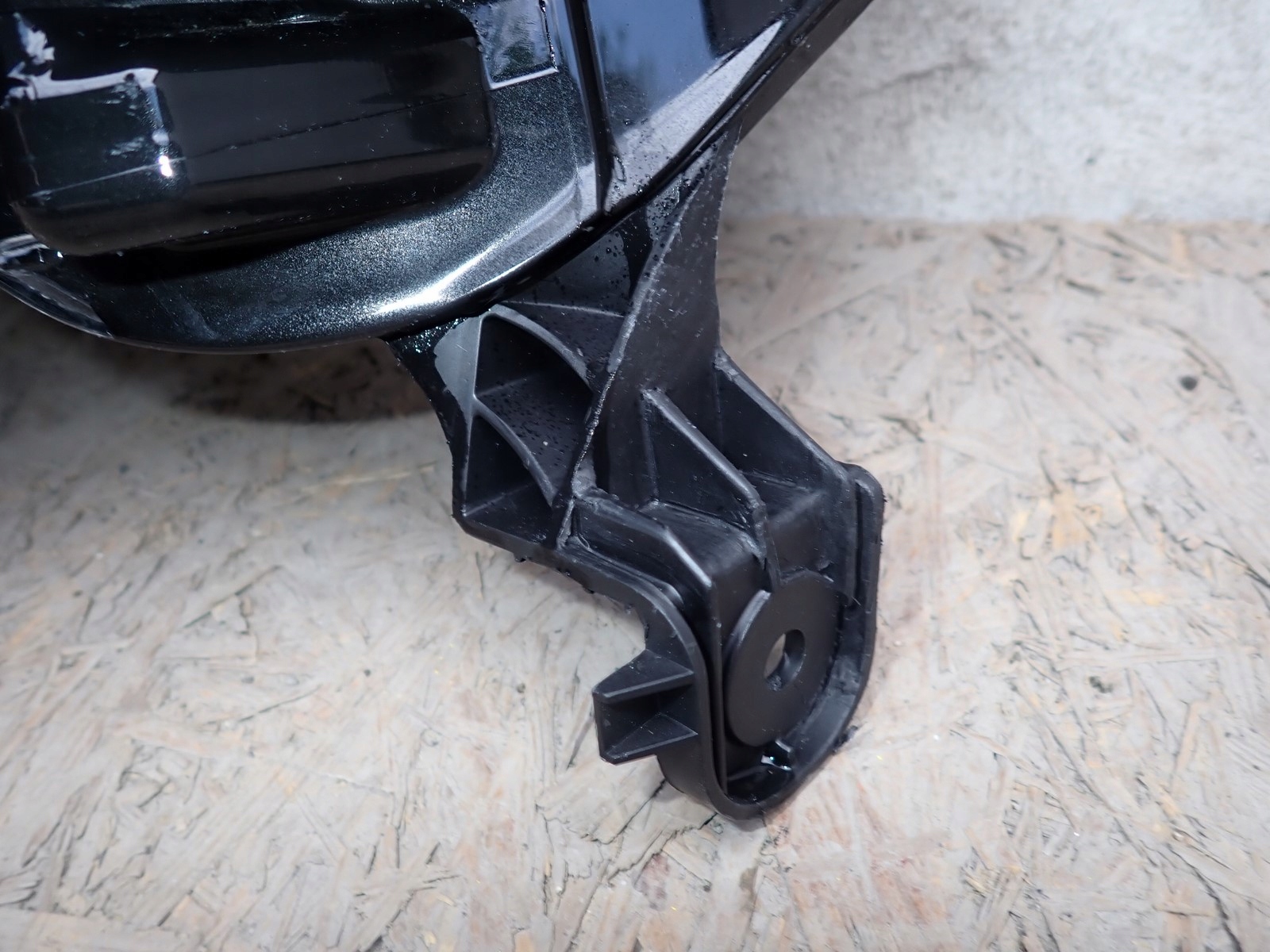 light left REFLEKTOR left RENAULT MASTER III LIFT IV 2019-2024R 260607867R