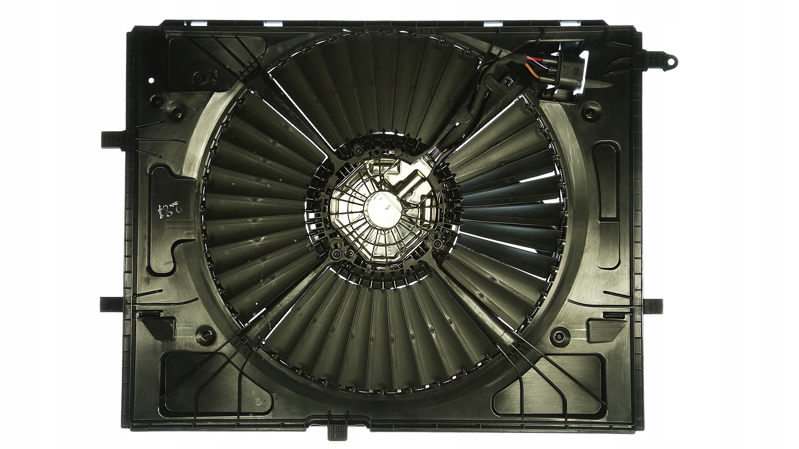 Wentylator Mercedes E-klasa W213 2016-2018 Org. Typ samochodu Samochody osobowe