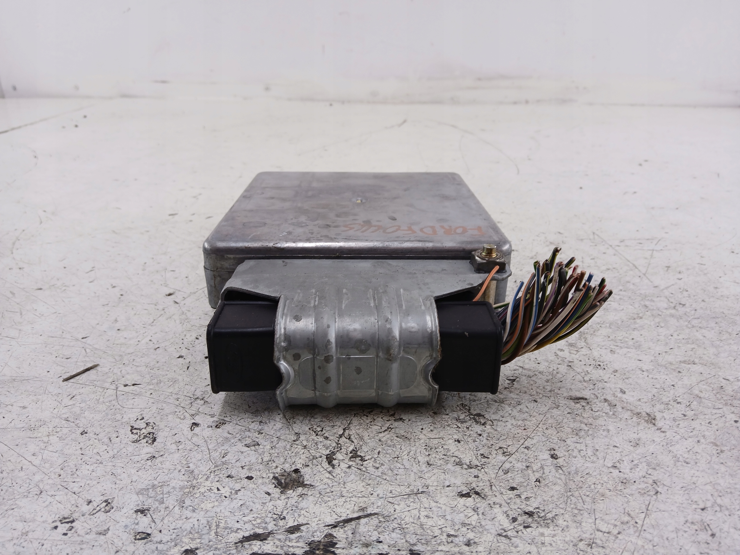 FORD FOCUS MK1 1.6 control unit of the engine 98AB-DAB