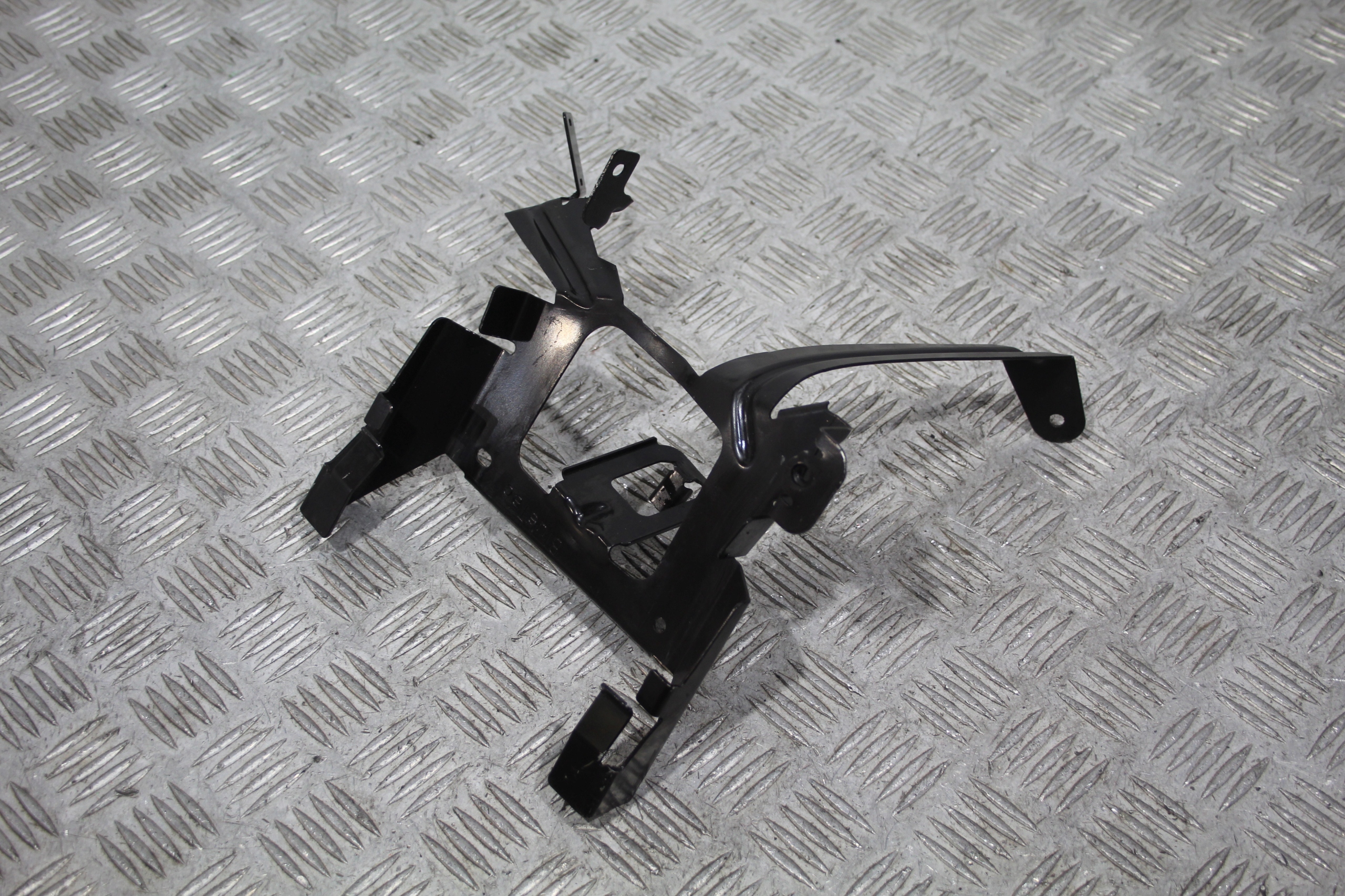 Support Porte Support plaque GL W164 X164 A1645456940