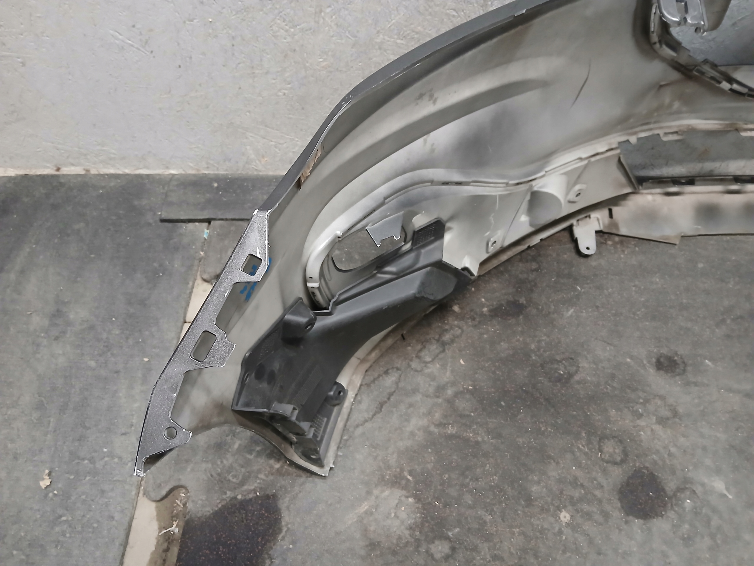 nárazník předek FORD FOCUS MK4 LIFT