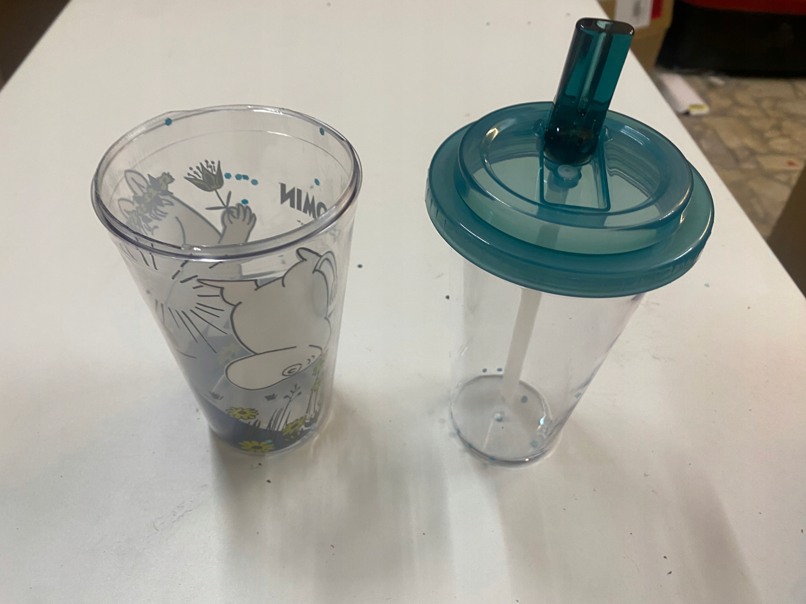 MUMINKI kubek podróżny z podwójnymi sciankami i słomką TRAVEL MUG 500ml Marka Puckator