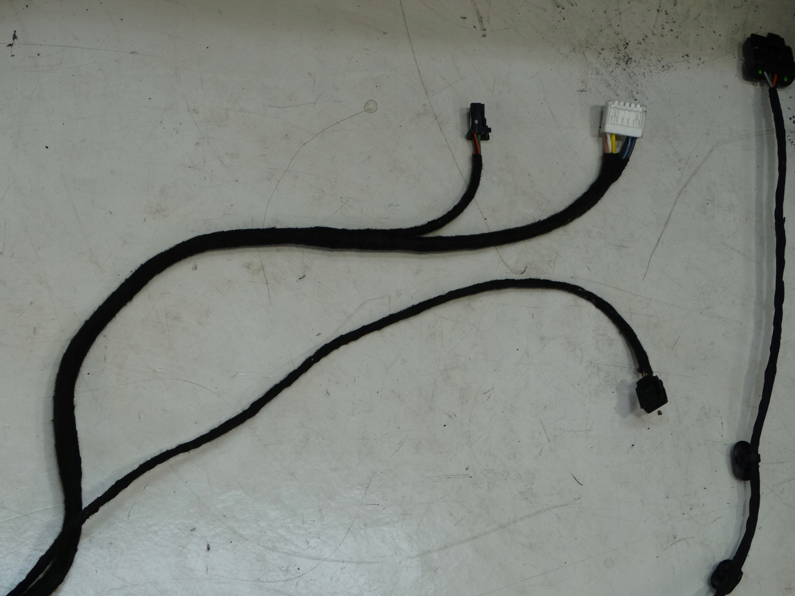 bundle door left front MERCEDES CITAN 2016R. 241259079R