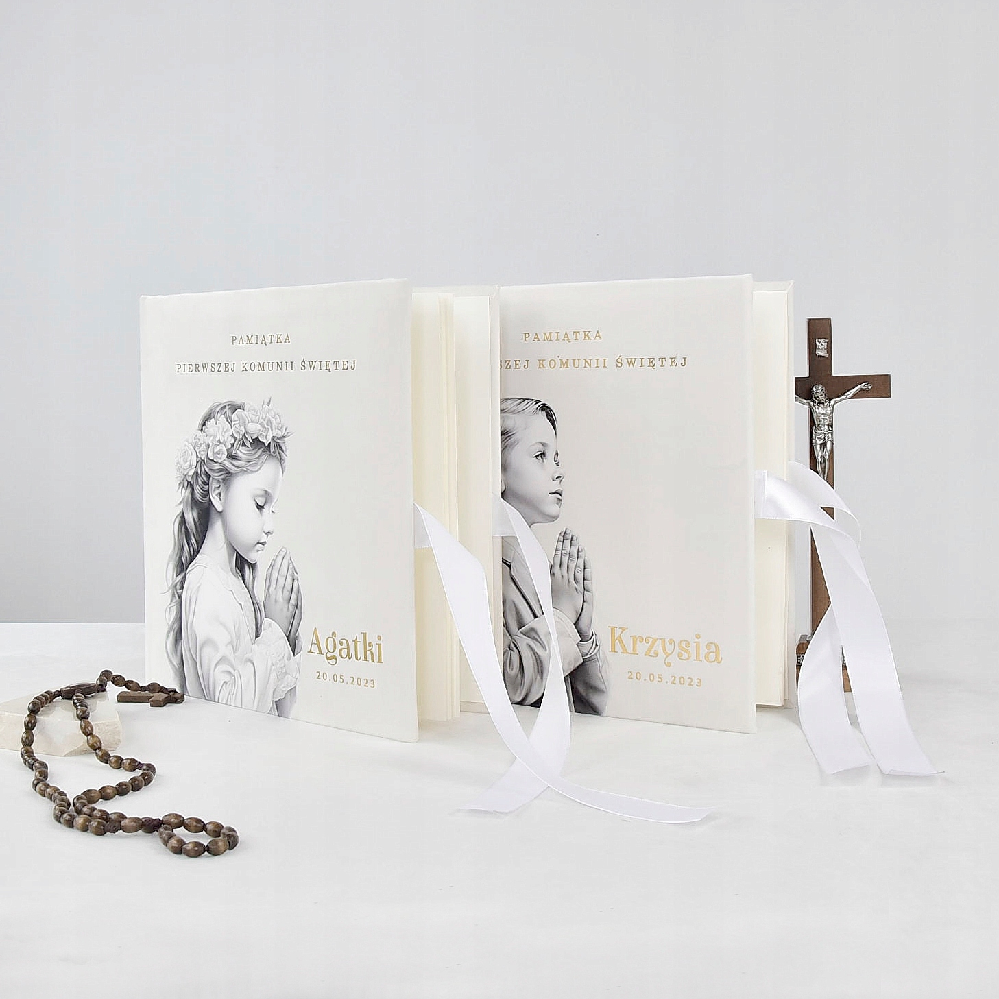 ALBUM na zdjęcia PREZENT PAMIĄTKA pierwszej komunii ŚWIĘTEJ dla chłopca