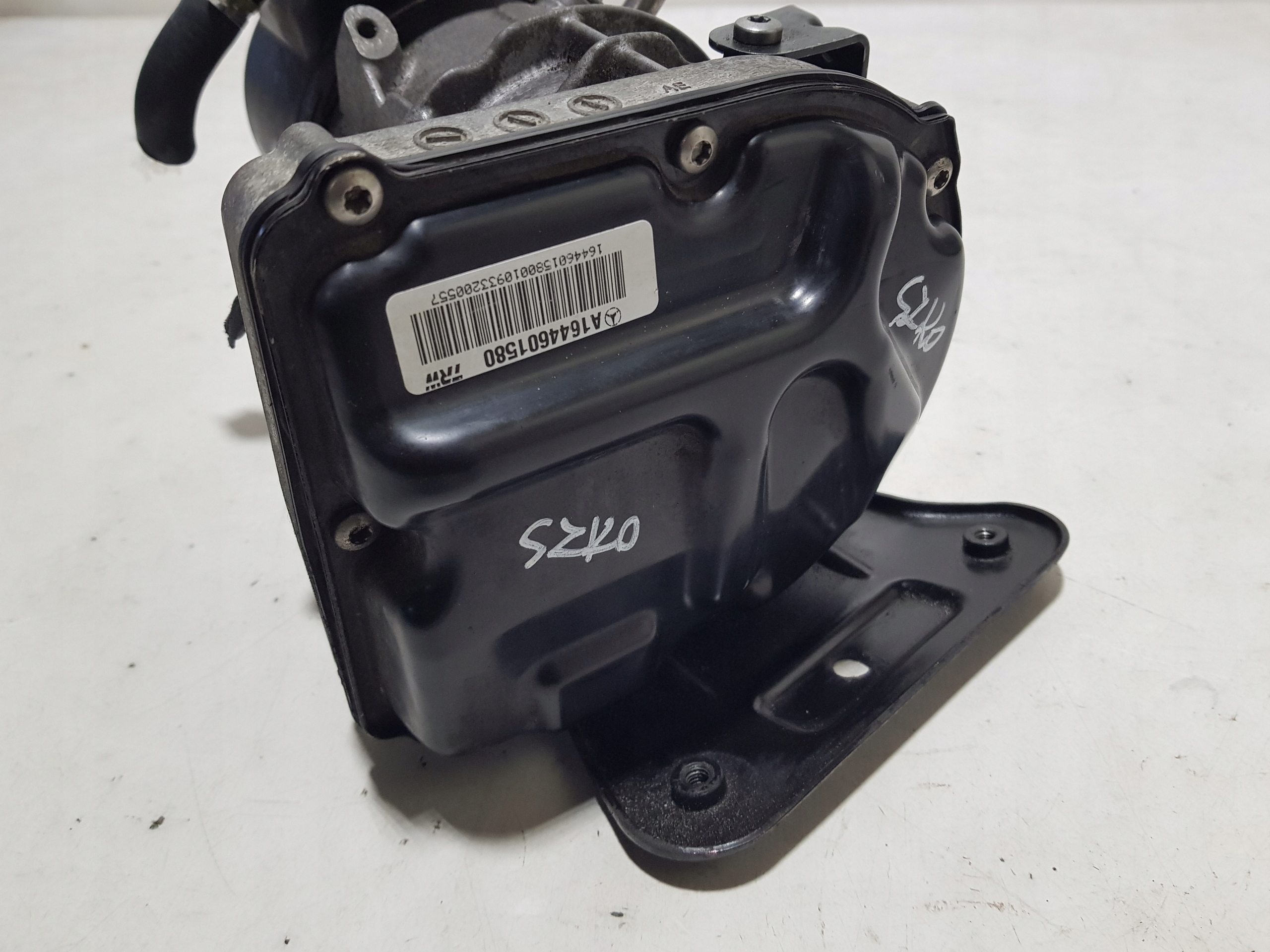 MERCEDES W251 ML W164 LIFT servo pump electrical
