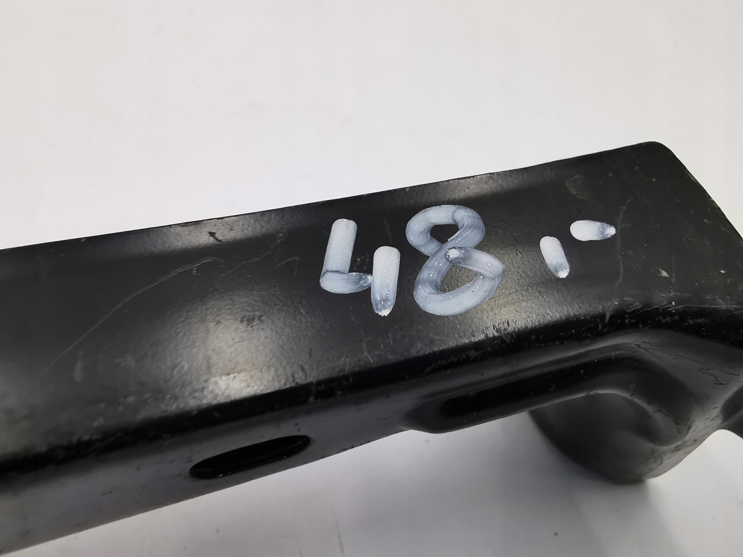 console wall support of the front TOYOTA COROLLA E12 53208-12450