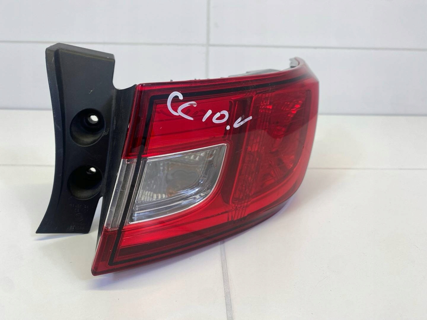 light rear right side Renault Clio 4 2015 265502831R