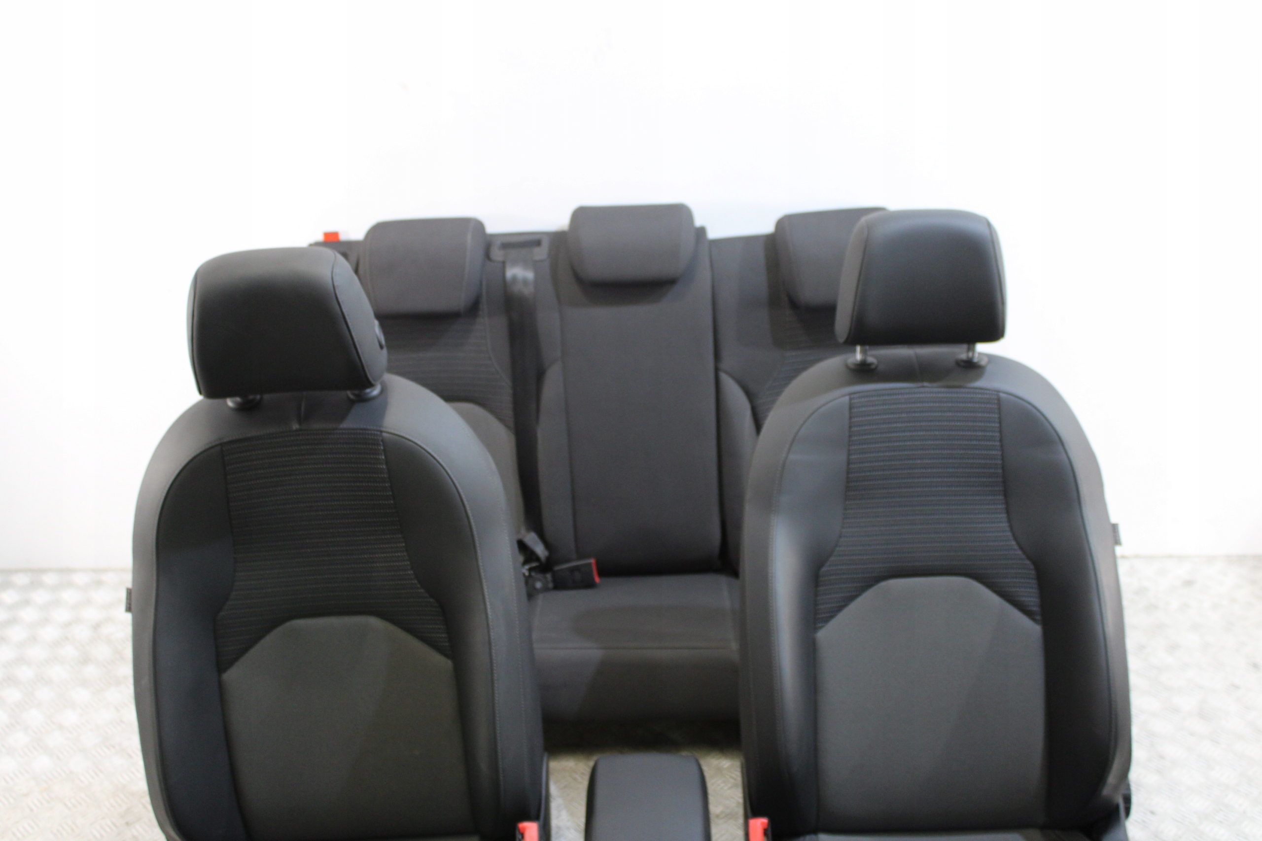 seats inner semi leather upholstery SEAT LEON III 3 5F 5F0 LIFT