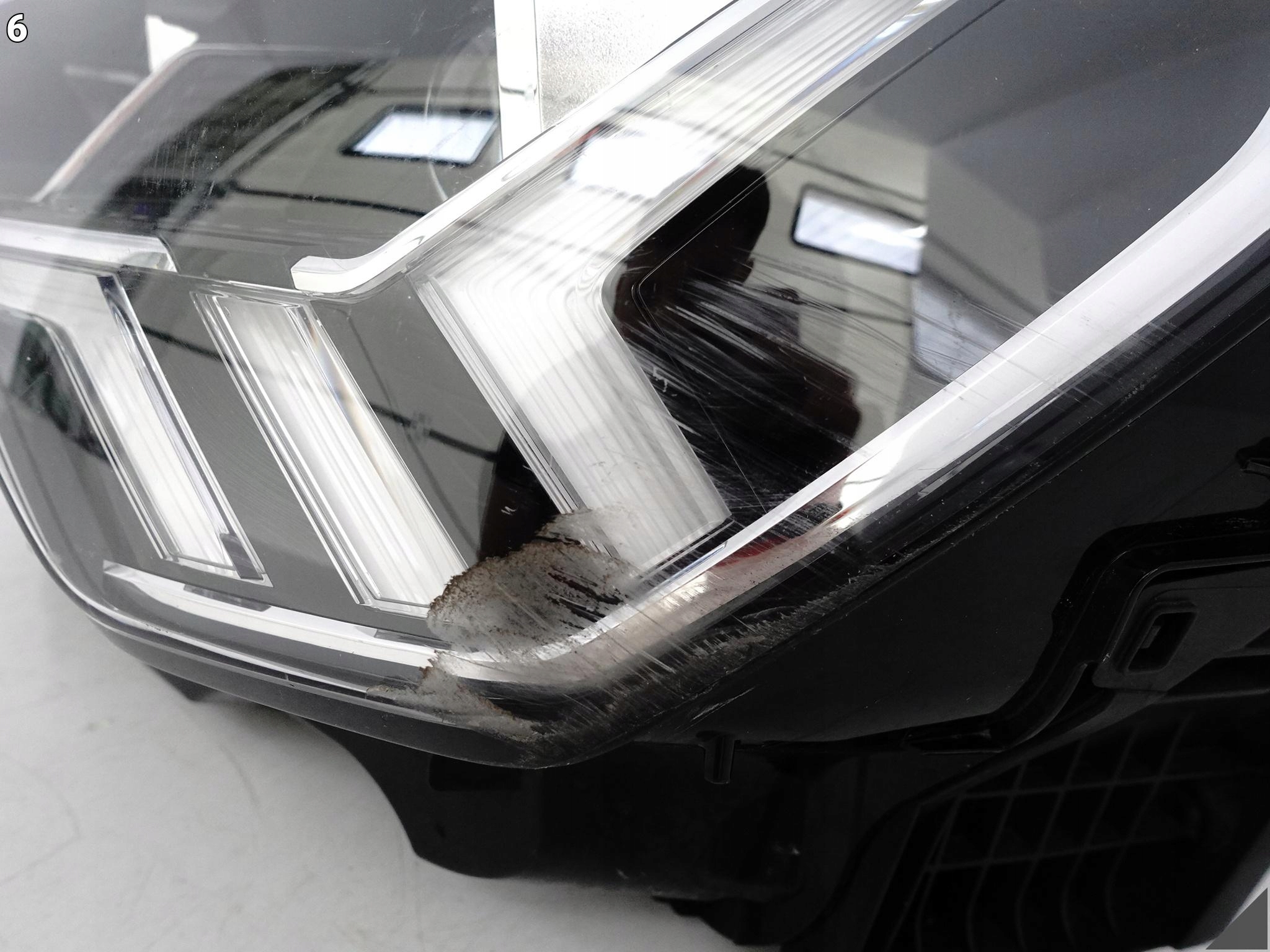 AUDI Q3 II (2 GENERACJA) F3 83A 18- light FULL LED left front EUROPA *033*