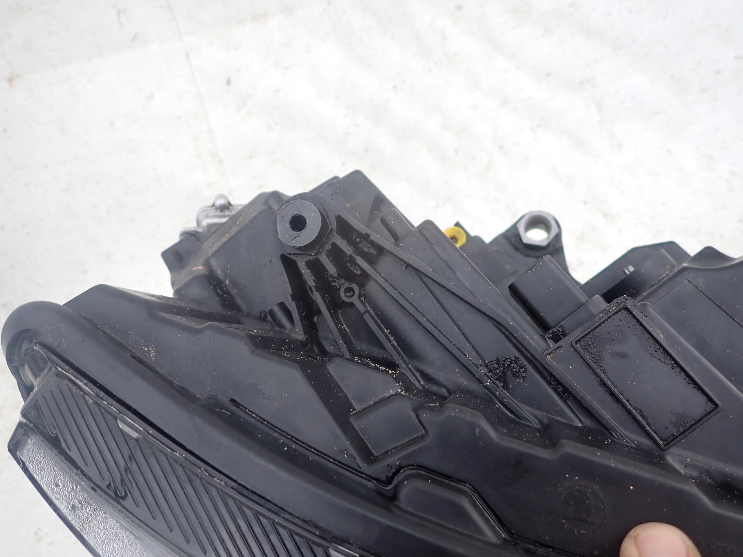 SKODA KAMIQ 19- light right front FULL LED PUSZKA