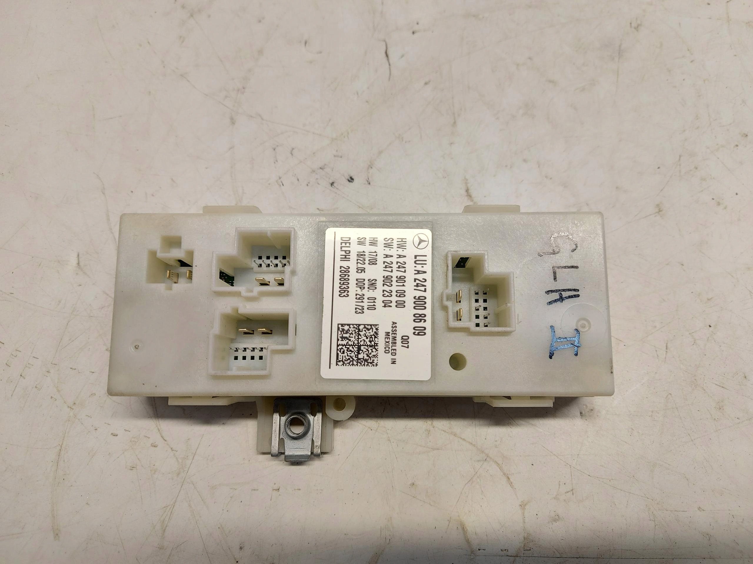 Mercedes GLA 200 II H247 W247 2023r module control unit bonnet A2479008609