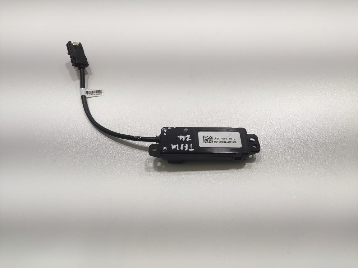 module control unit USB TESLA MODEL 3 LIFT 2023-2026 1771993-00-J