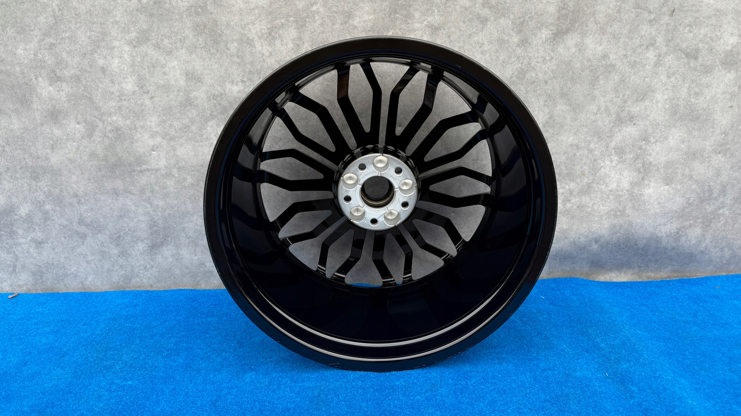 disk disk zadok LAMBORGHINI URUS 11.5JX23 ET22 5X130 nová OE DM/FEL/1