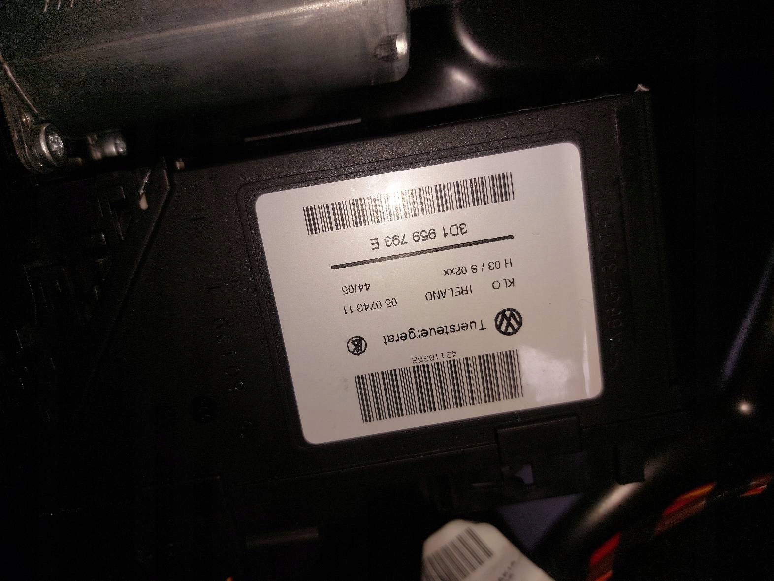 door complete left front PORSCHE CAYENNE and LC9Z 3D1959793E