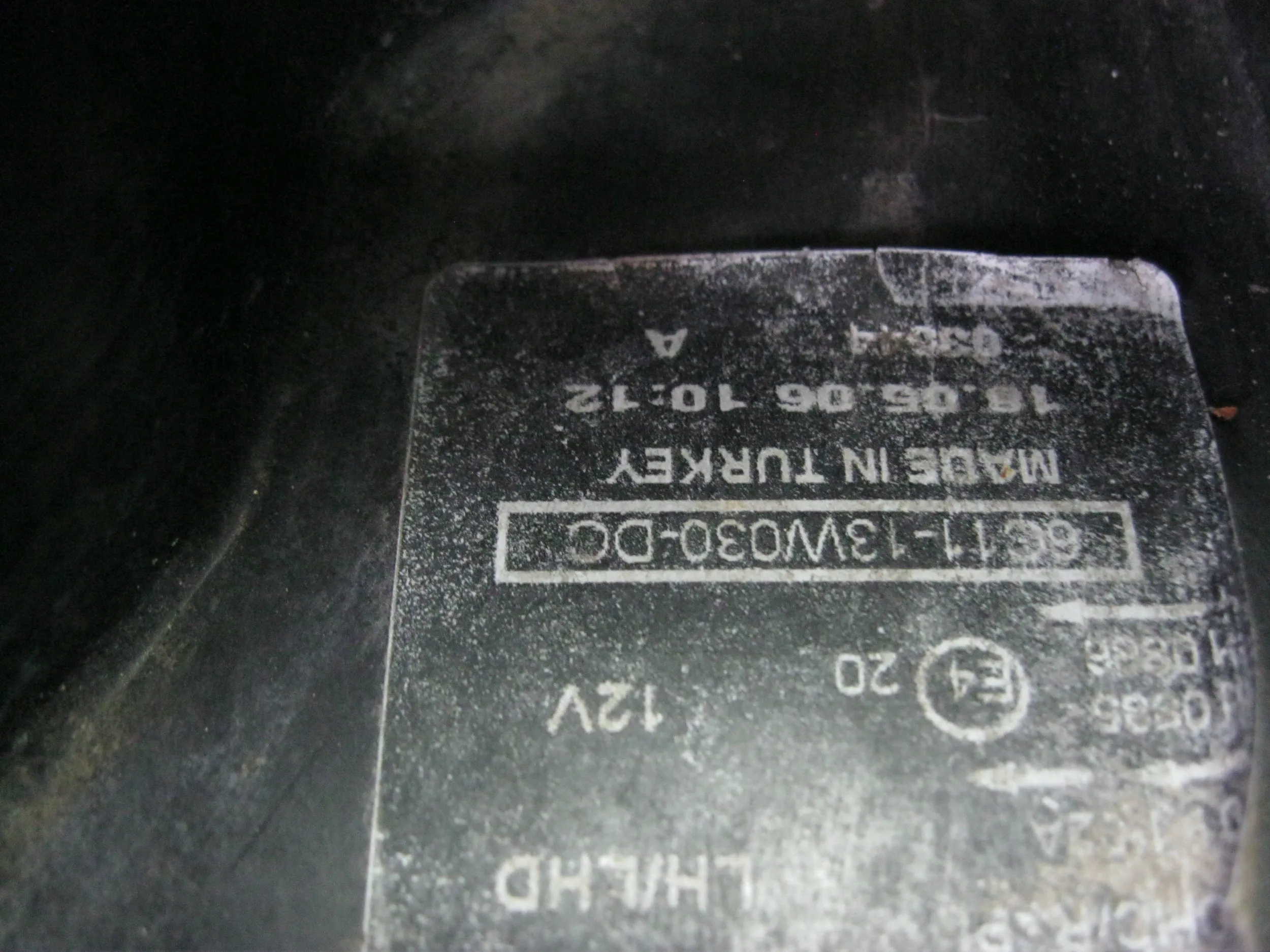 light front left Ford Transit 06