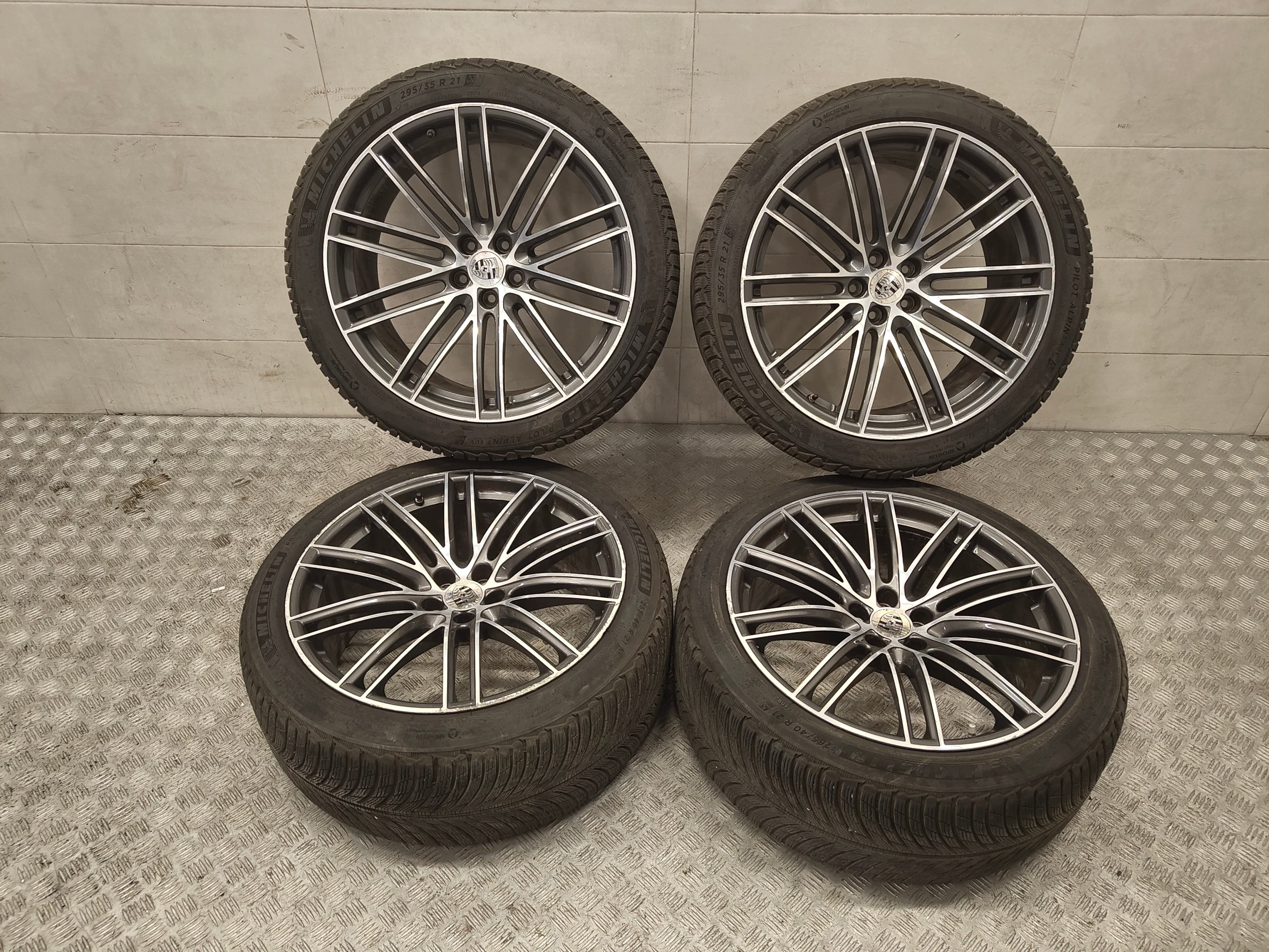 PORSCHE MACAN 95B wheels discs 21 CALI tyres winter MICHELIN