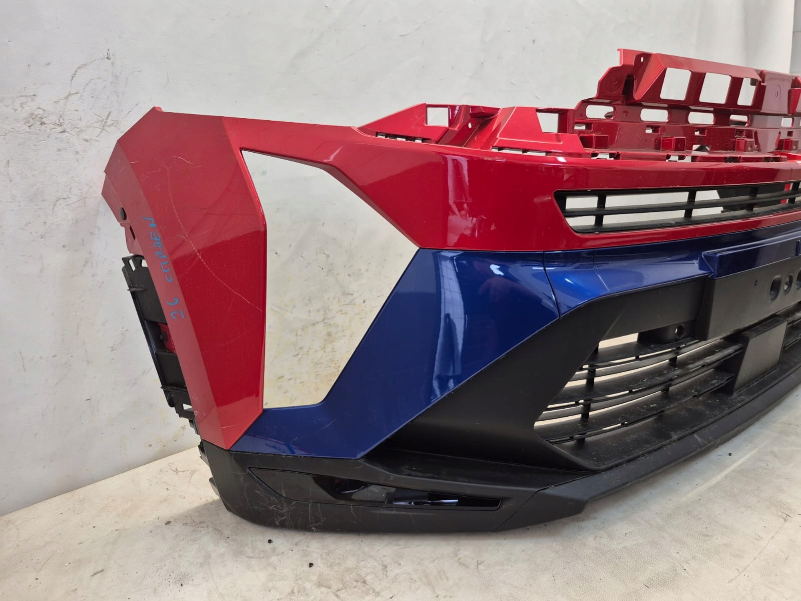 RENAULT CAPTUR II 2 LIFT 24- bumper front front PDC