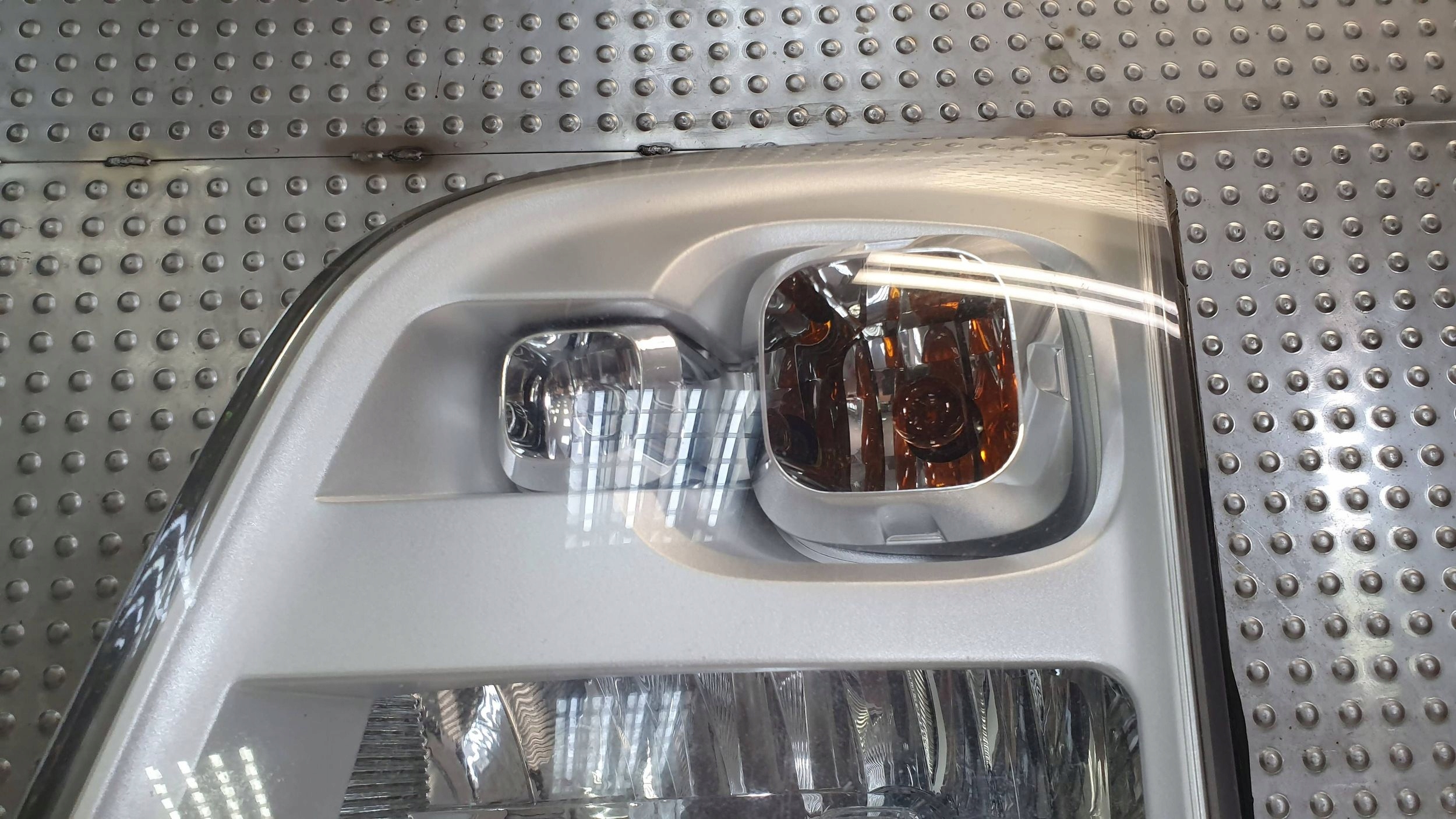 light front left FORD TRANSIT 6C11-13W030-DC 06