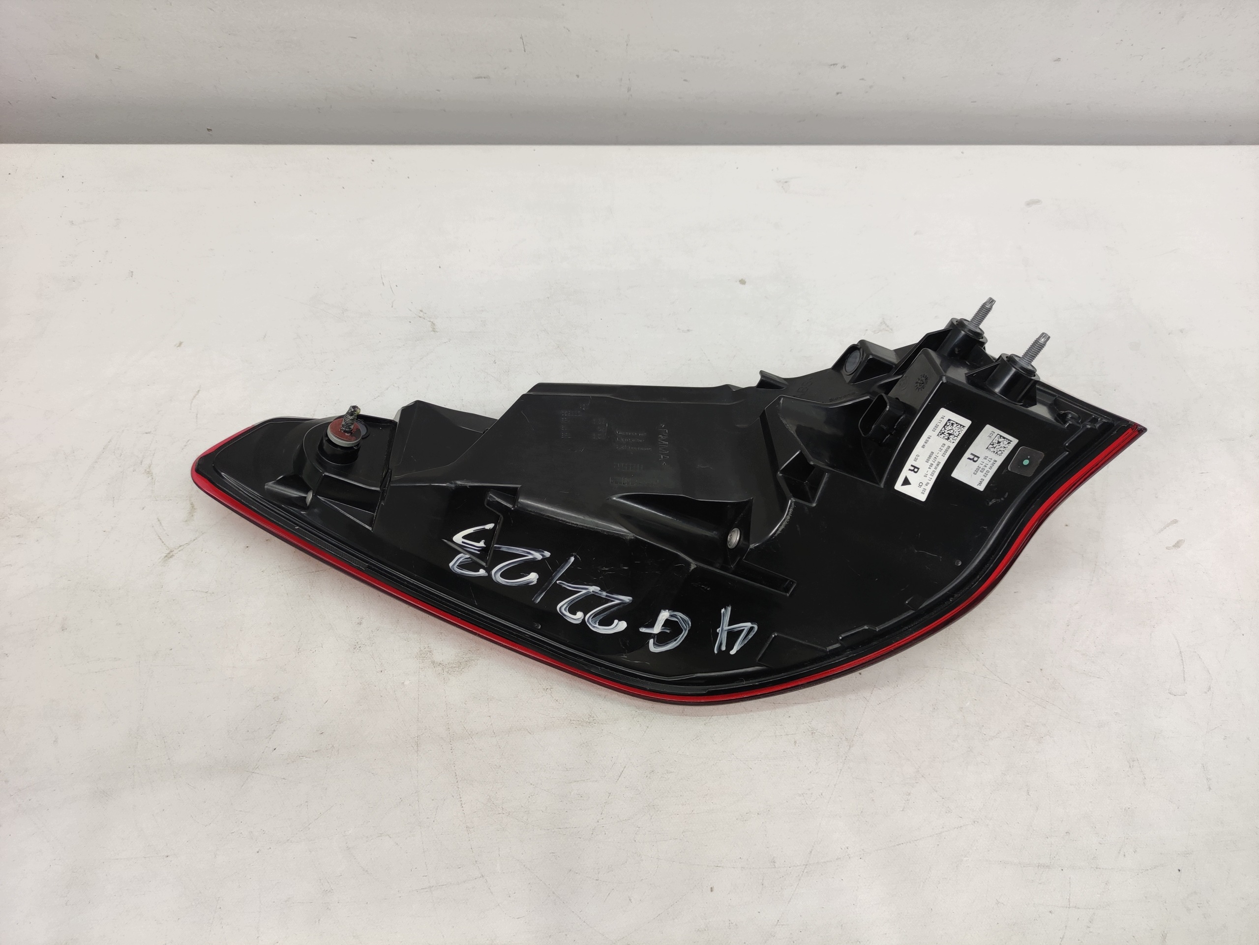 BMW 4 G22 G23 20- light right rear part original EUROPA