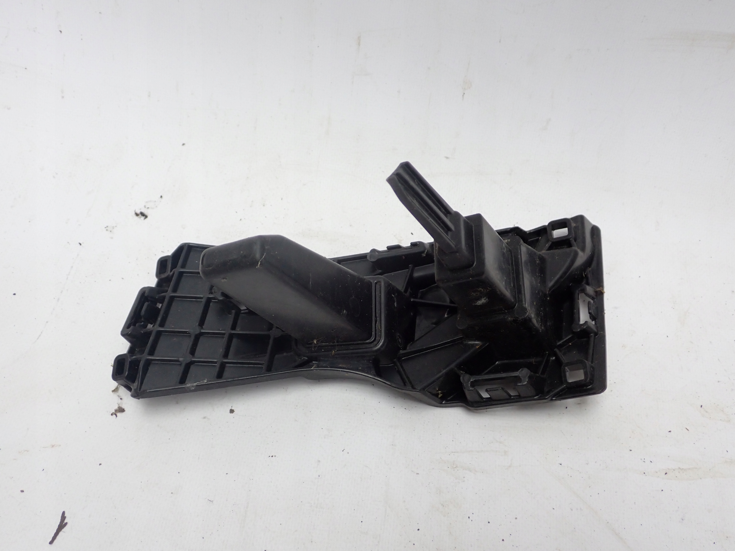 SKODA FABIA III 3 14- Console Pare choc Support Gauche 6V0807723